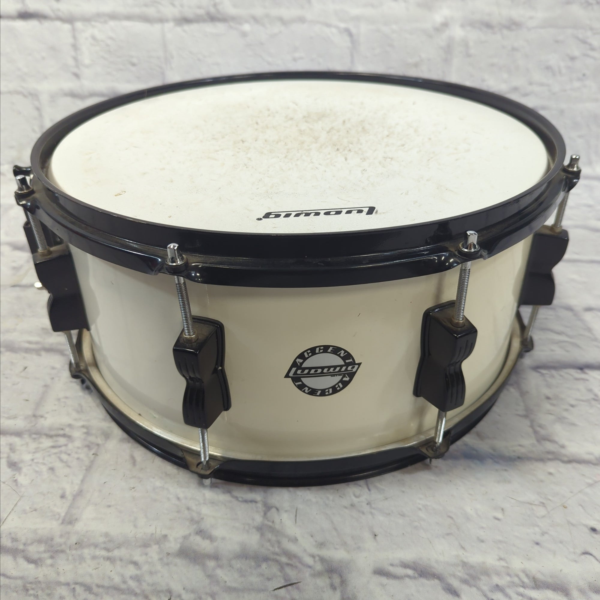 Ludwig Accent 14x6.5 White Snare Drum 14x6.5"