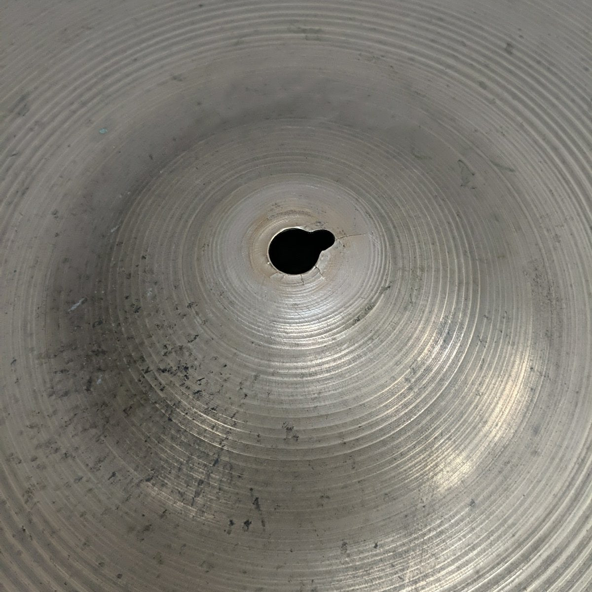 Zildjian Vintage Ride 20 Keyholed and Dented Ride Cymbal