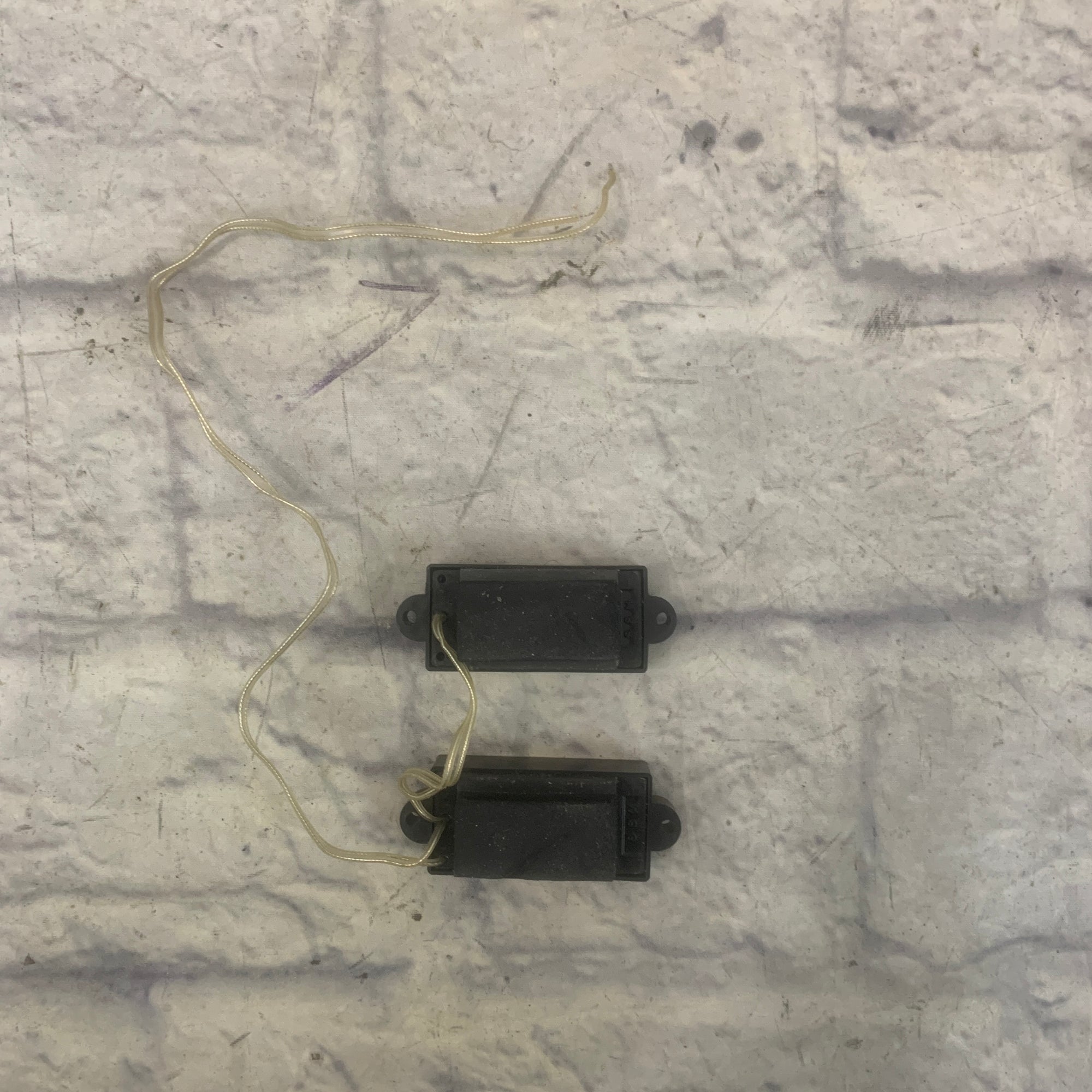 BC Rich P-bass style Pickups 10.68Ohm