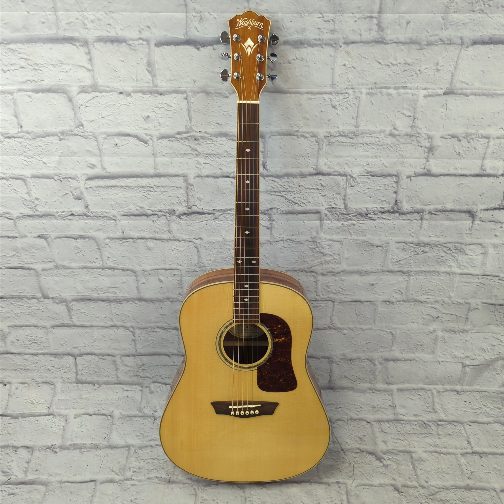 Washburn WSJ50SKELITE - Limited Edition Southern Jumbo Acoustic Guitar - Natural Gloss Finish w/Case