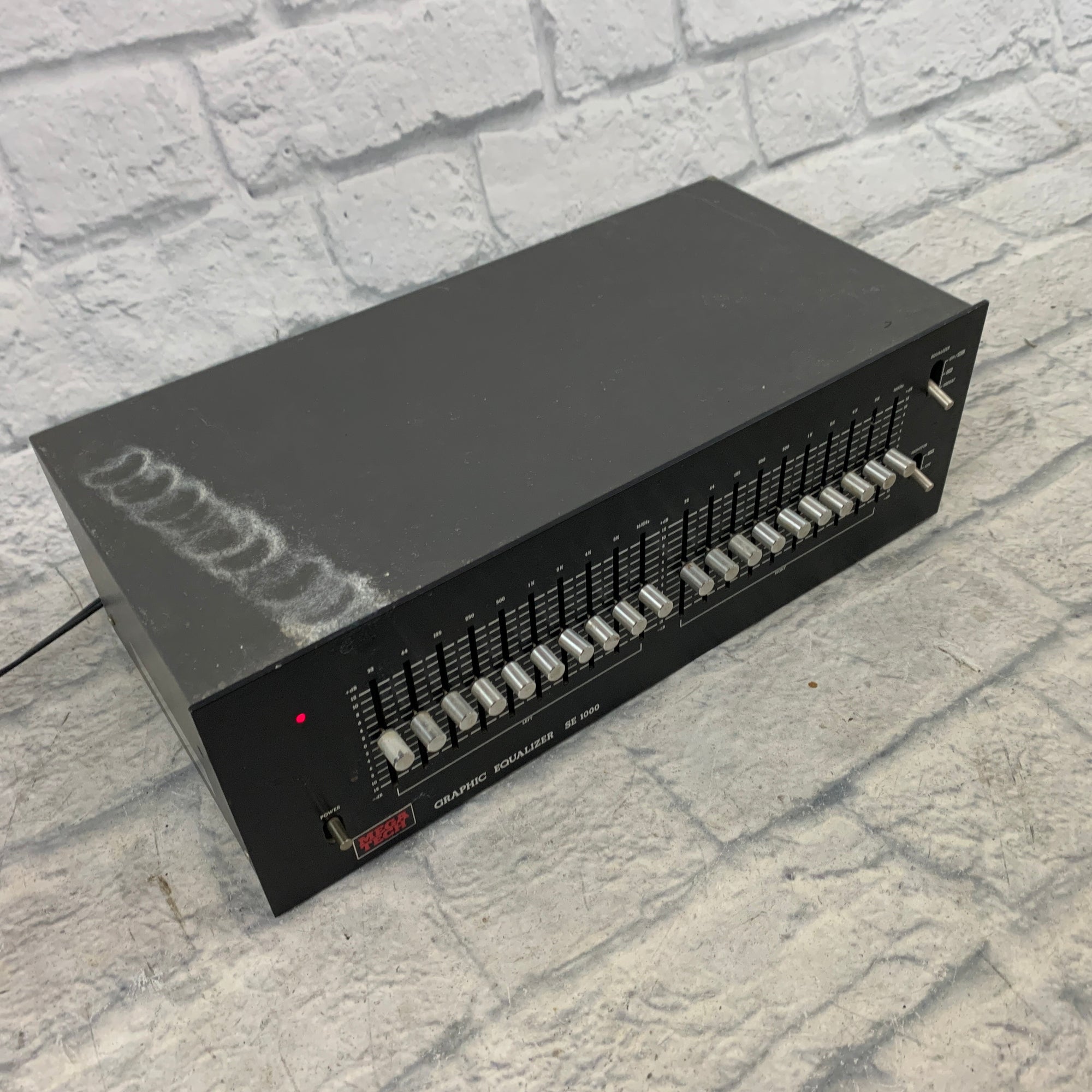 MegaTech SE 1000 10-Band Equalizer Rack EQ