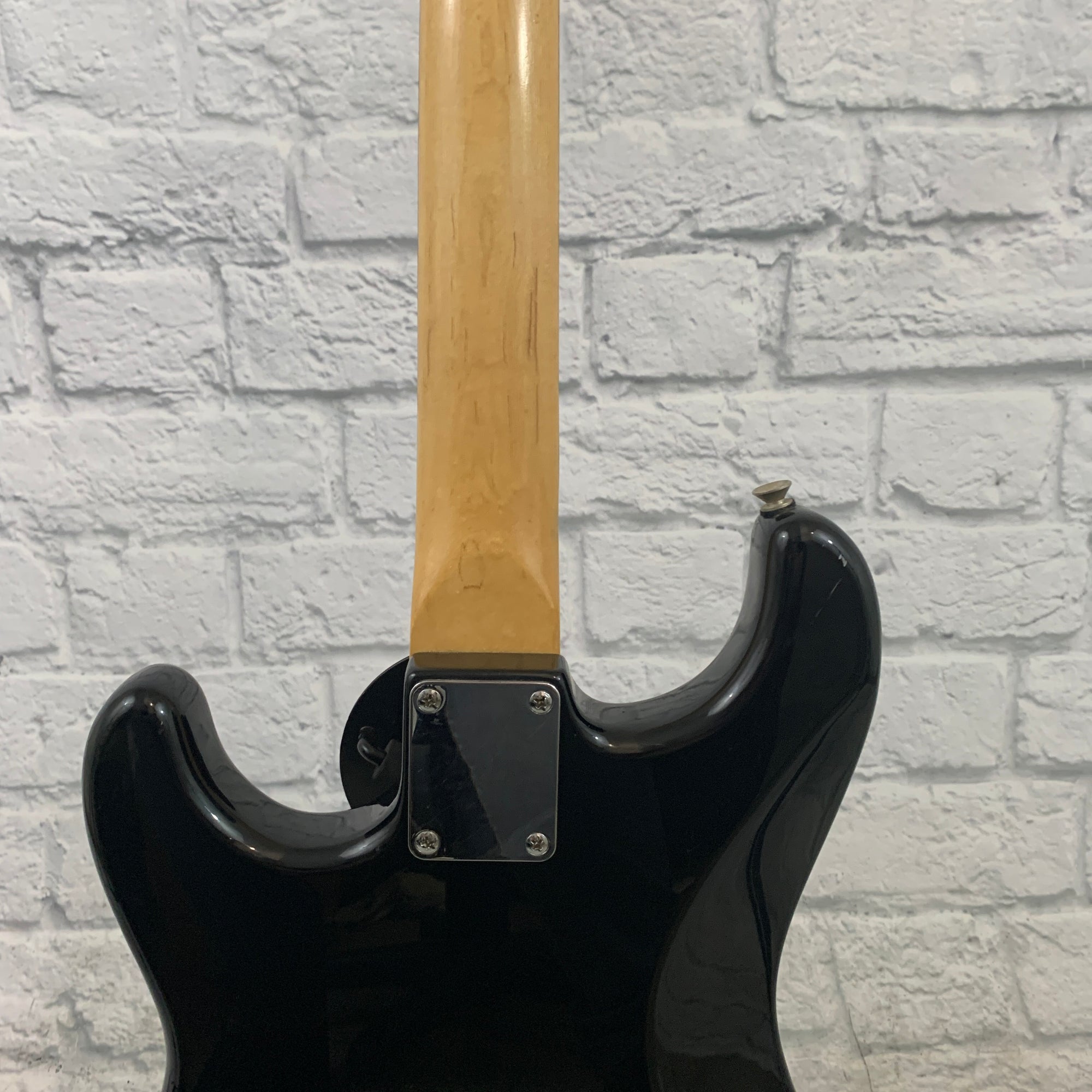 Squier Affinity Project Strat Neck and Body