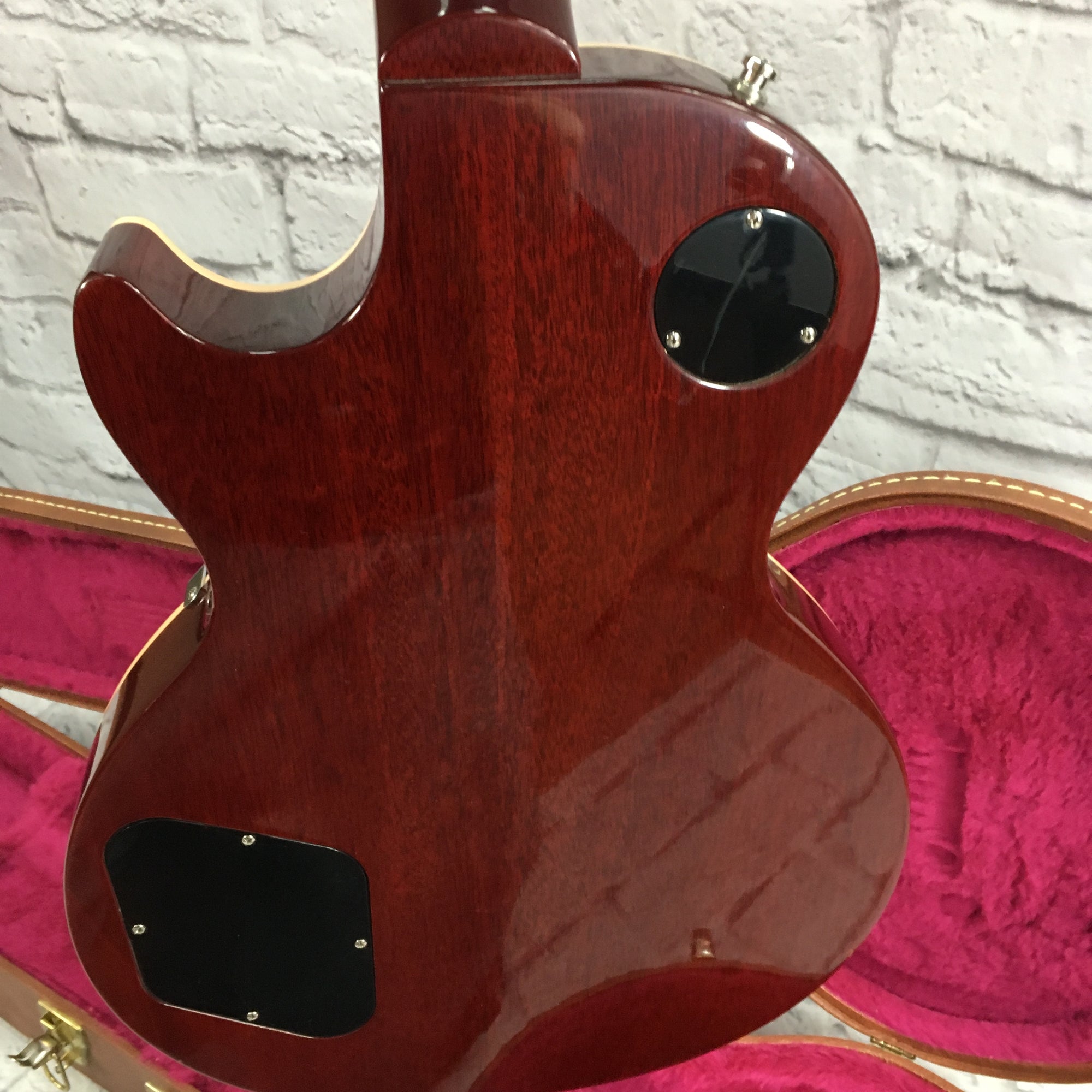 2013 Gibson Les Paul Standard Cherry w/ case
