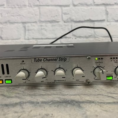 dbx 376 Tube Channel Strip w/ Digital Out