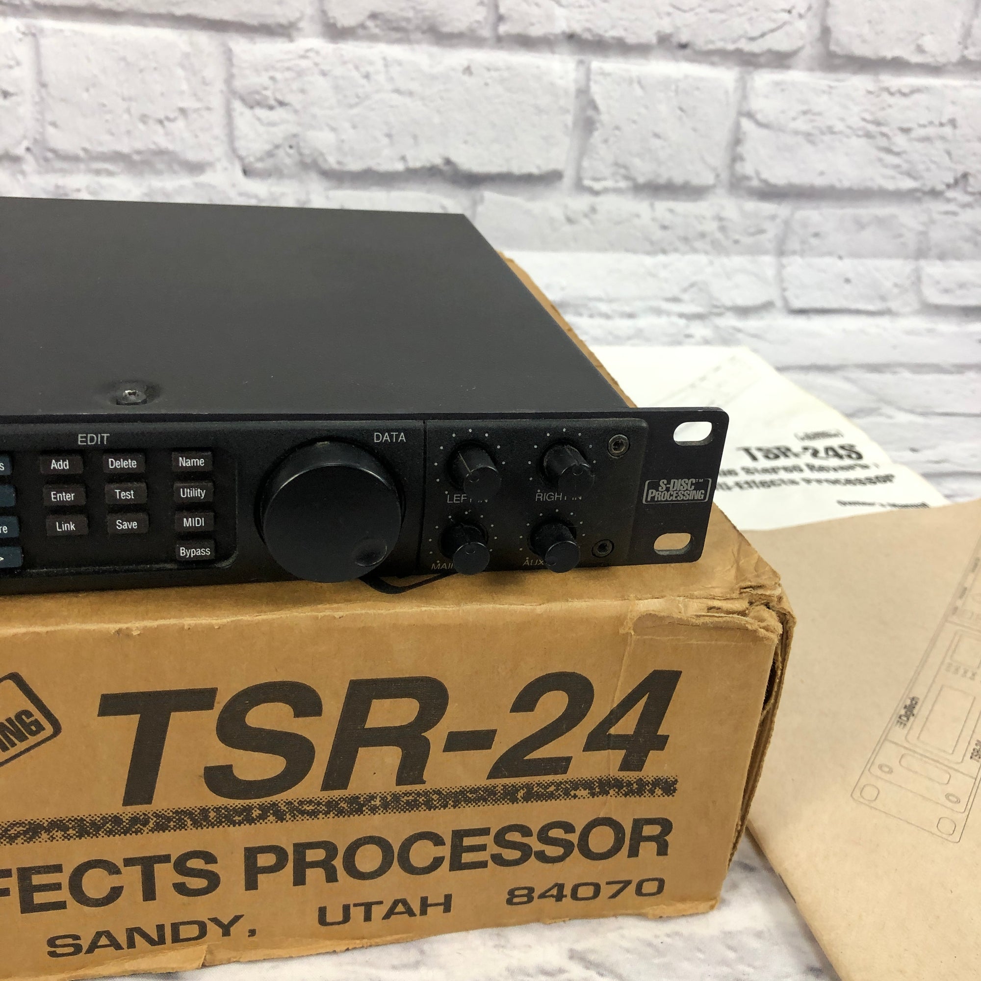 Digitech TSR-24 Stereo Rack Multi-Effects Processor - Evolution Music
