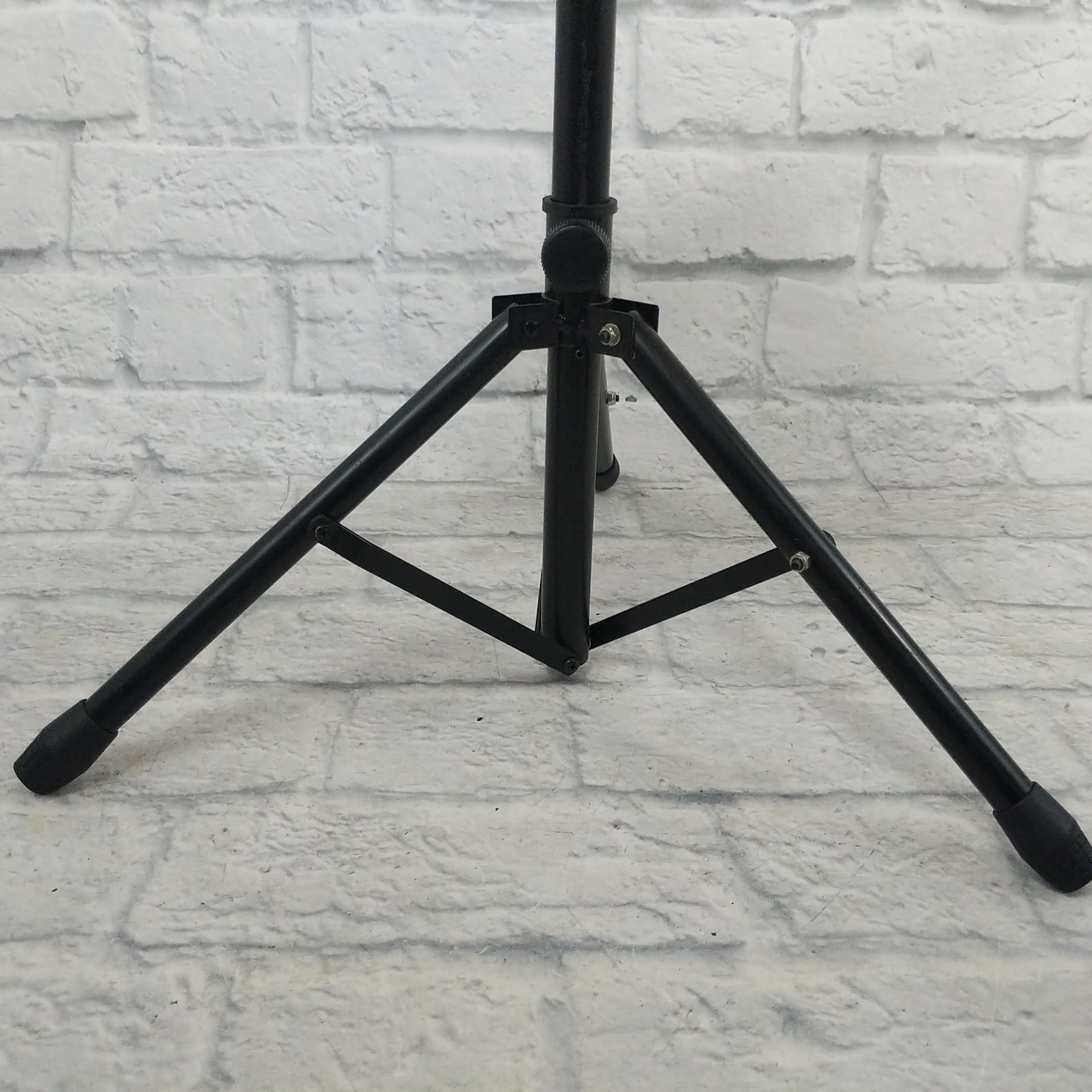 Black Drum Throne