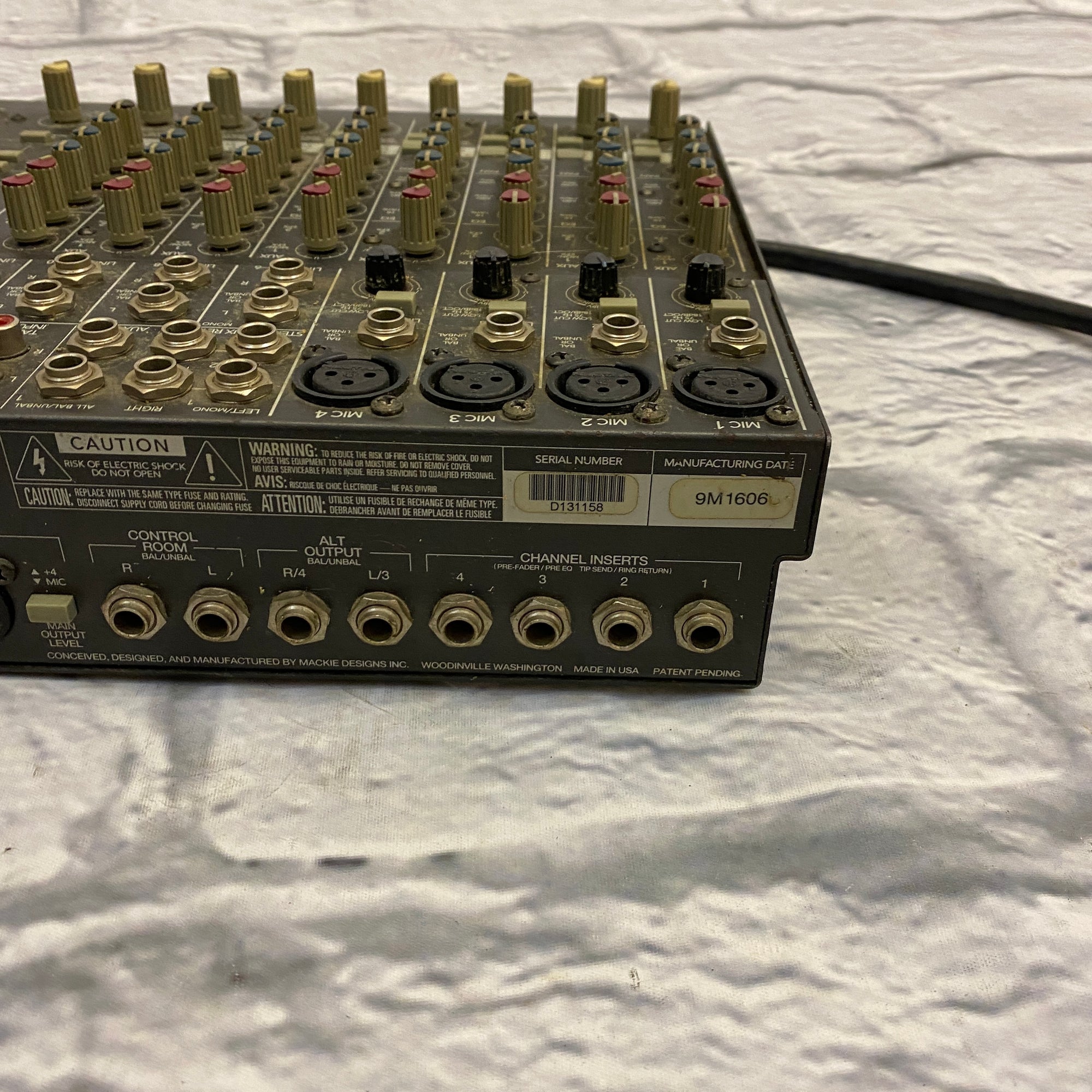 Mackie Micro Series 1202-VLZ 12-Channel Mic/Line Mixer
