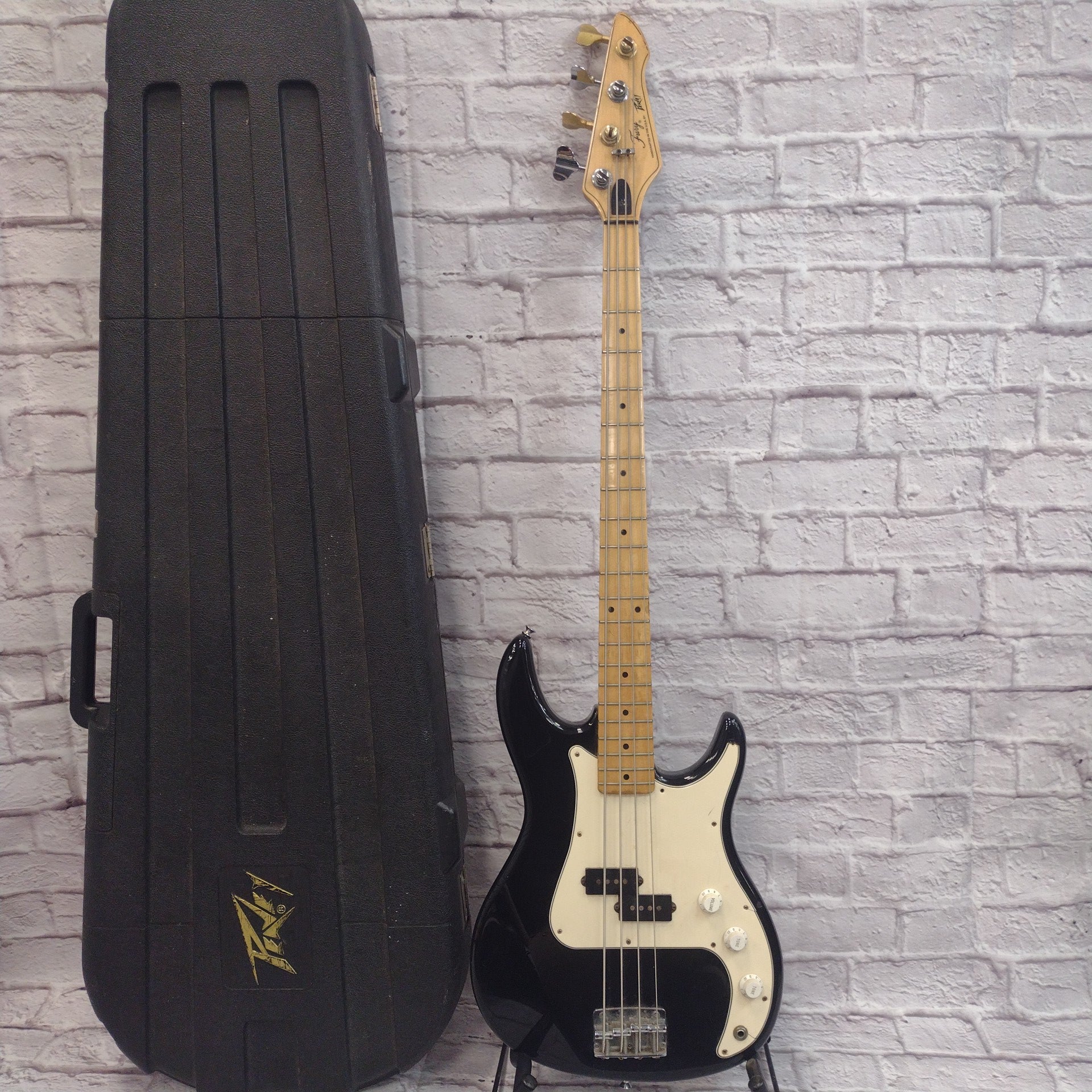 Peavey Fury USA 4 String Bass Guitar