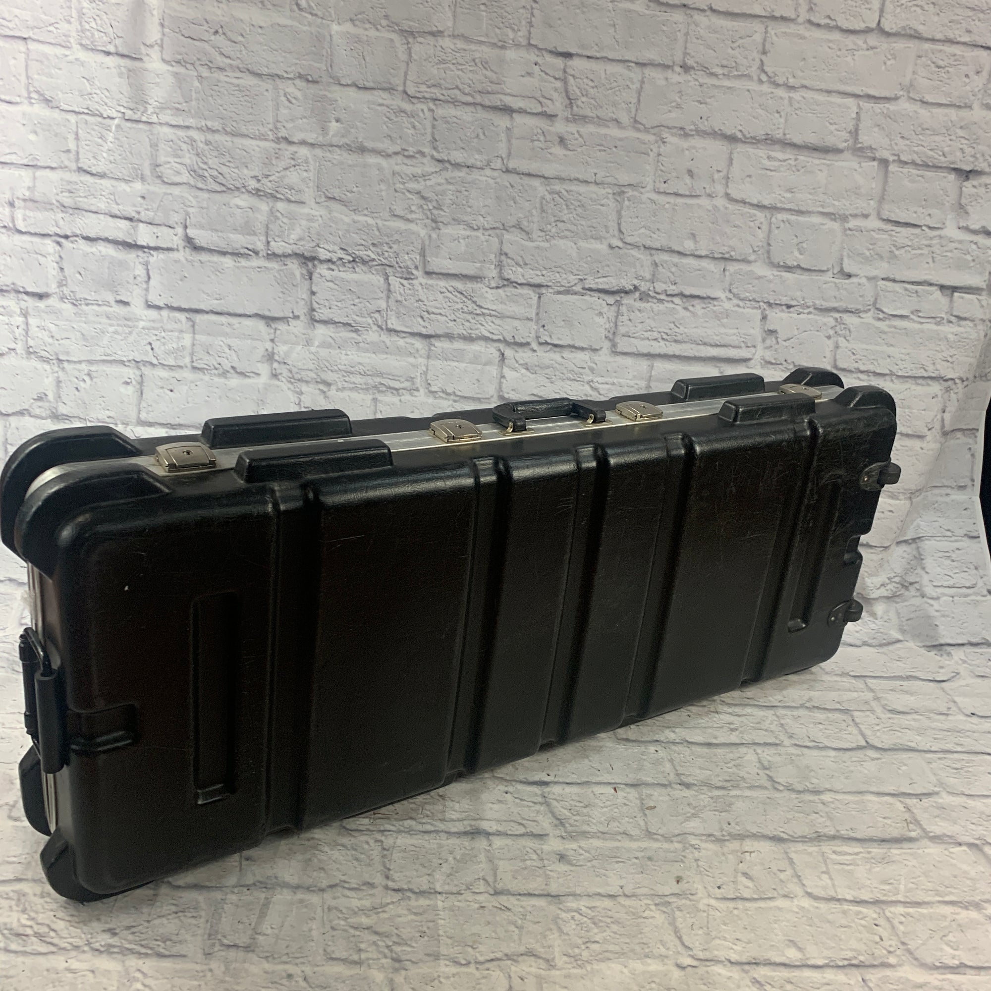 SKB 61-Key Rolling Keyboard Case with Wheels