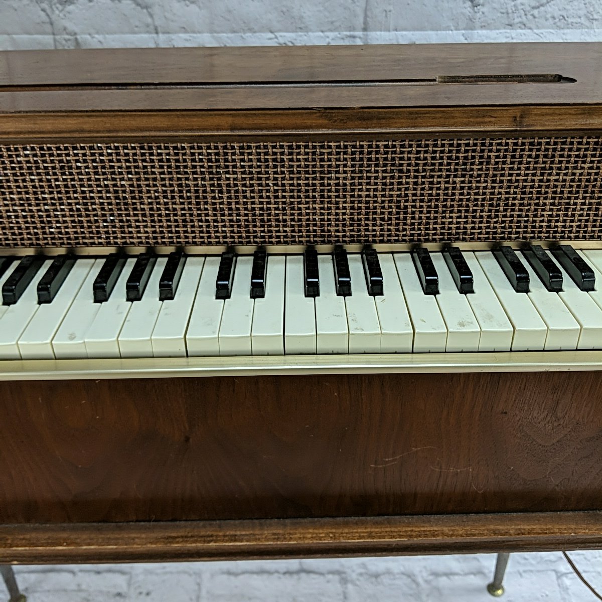 Audion Consolette Reed Organ with Legs
