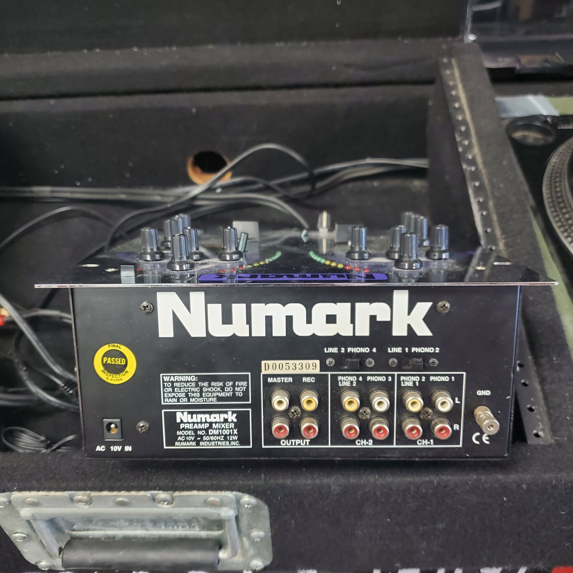 numark turntables and mixer