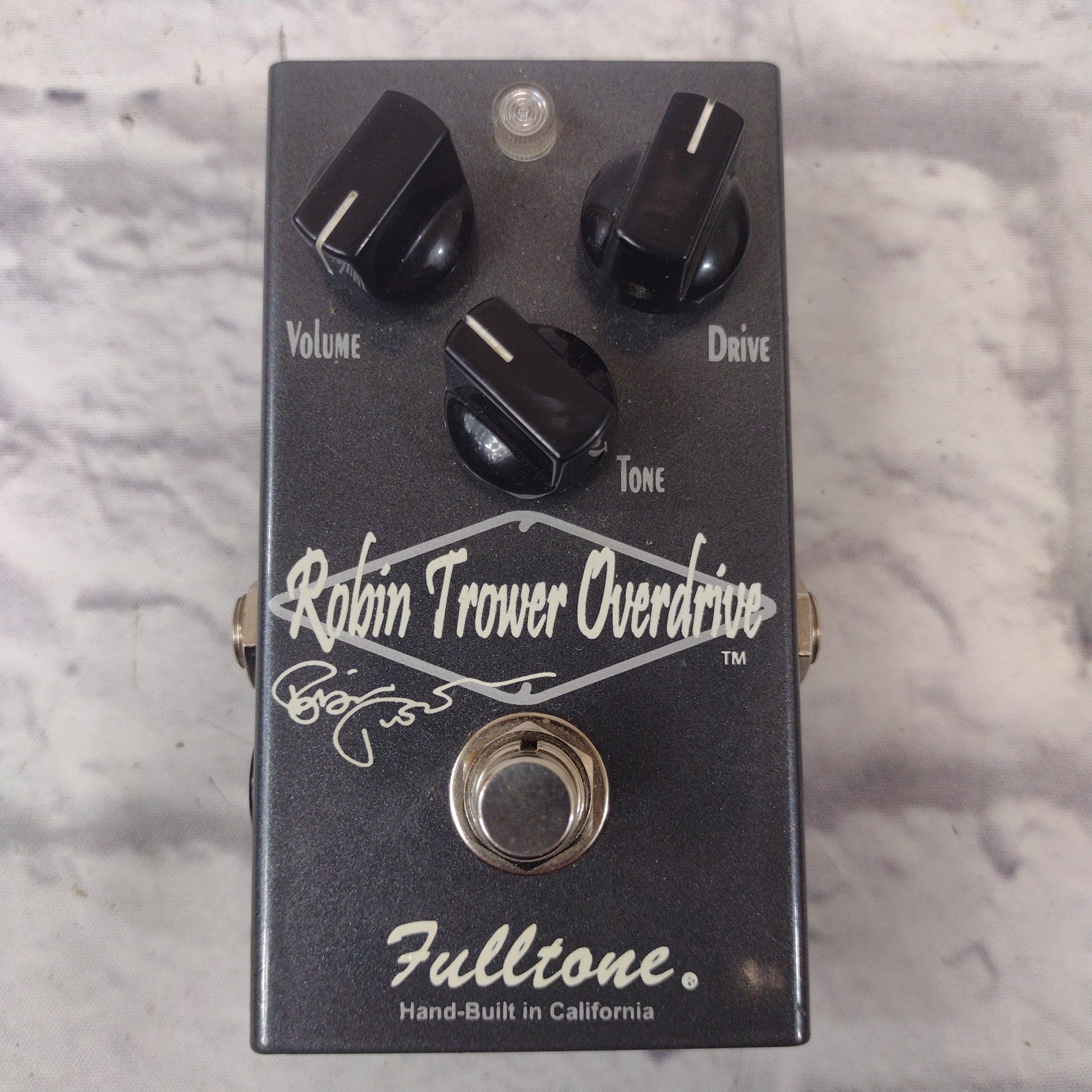 Fulltone Robin Trower Overdrive Pedal - Evolution Music Fulltone Robin Trower Overdrive Pedal - Evolution Music