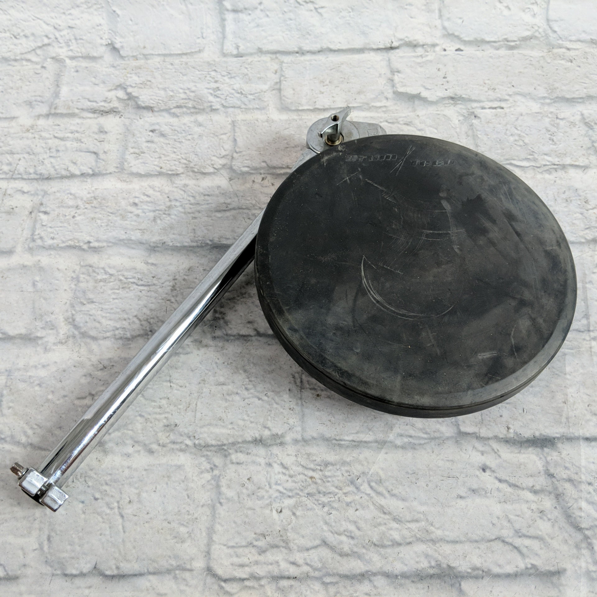 Drum Tech Flat Pad Single Zone Trigger Pad with Pearl Mount