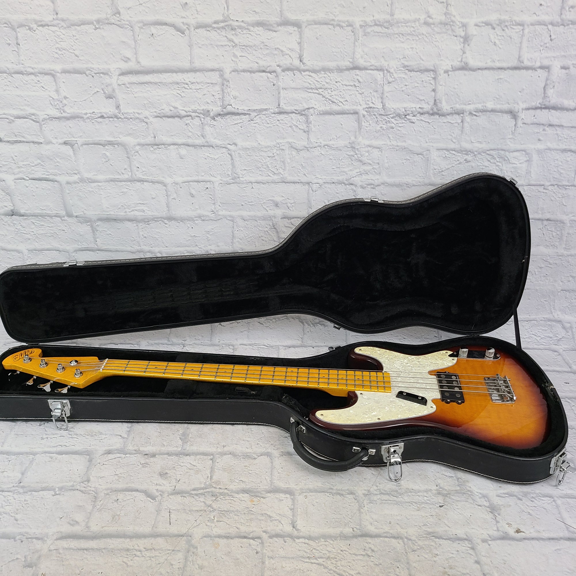 Ellis P- Style Bass w/ hard Case 4 String Bass Guitar