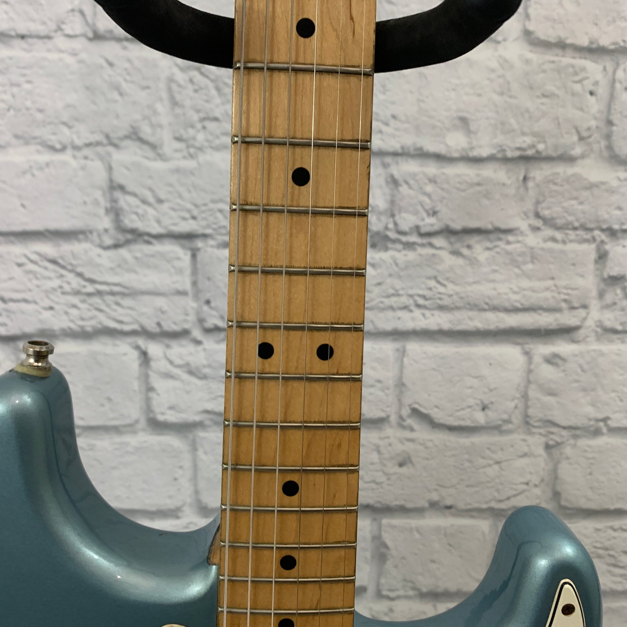 MIM 2005/2006 Fender Stratocaster Electric Guitar - Blue