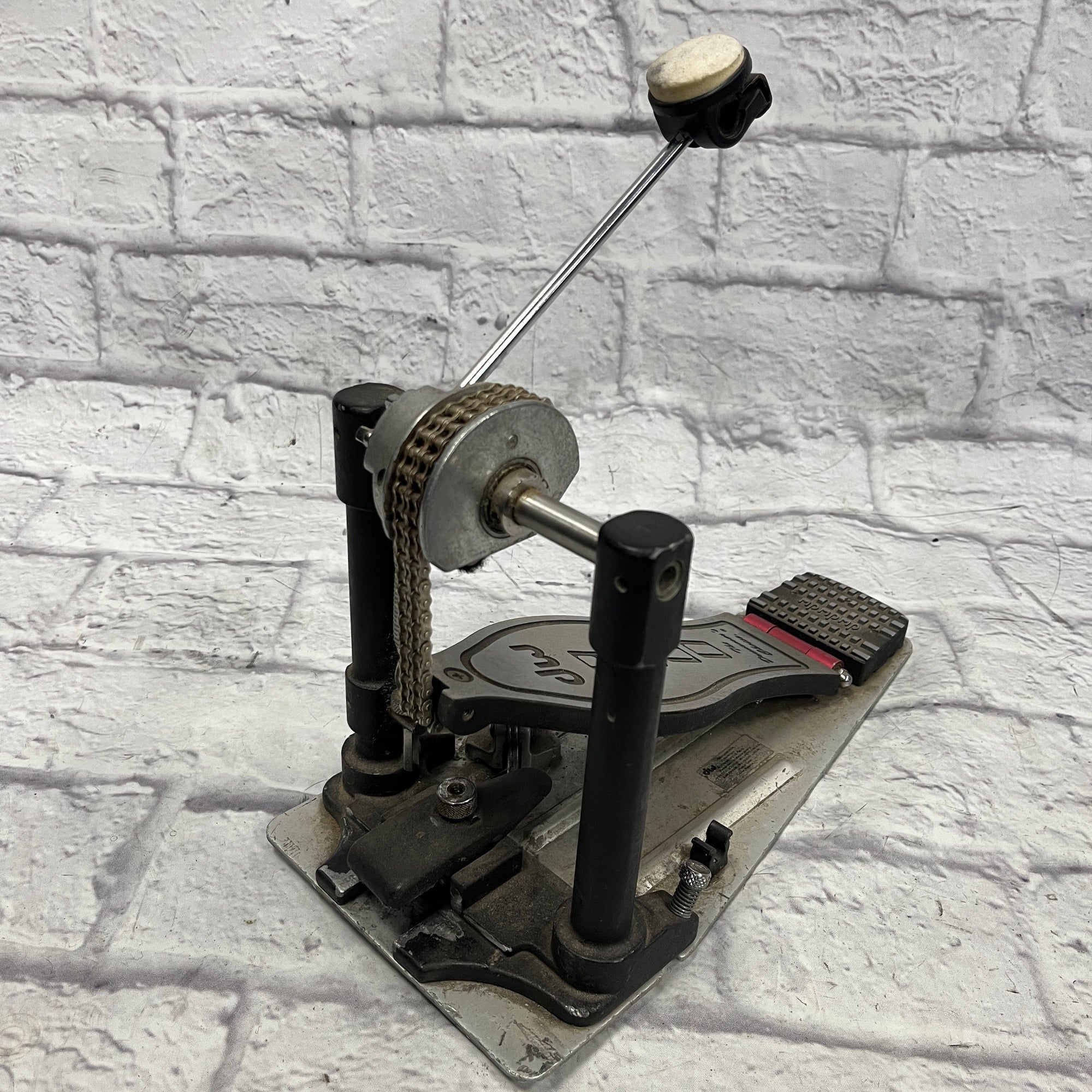 DW 9000 Single Kick Pedal