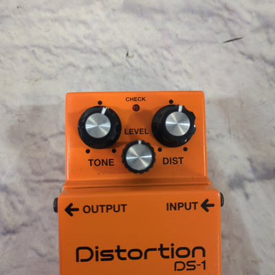 Boss DS-1 Distortion Pedal