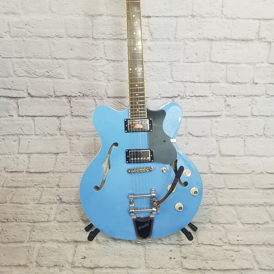 Hofner Contemporary Verythin Semi-Hollow Guitar with Bigsby Powder Blue