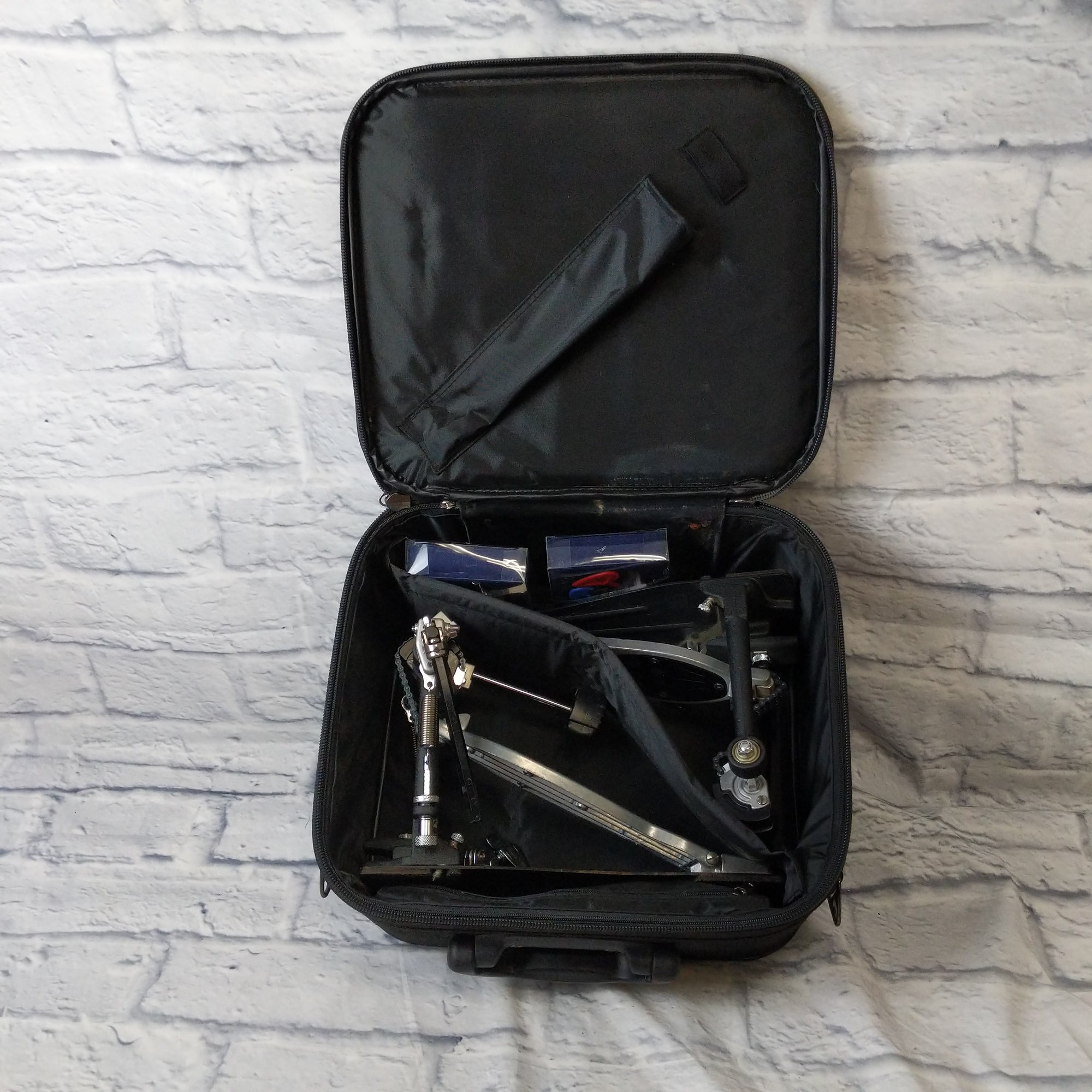 Pearl P2002C PowerShifter Eliminator Chain-Drive Double Bass Drum Pedal with Case