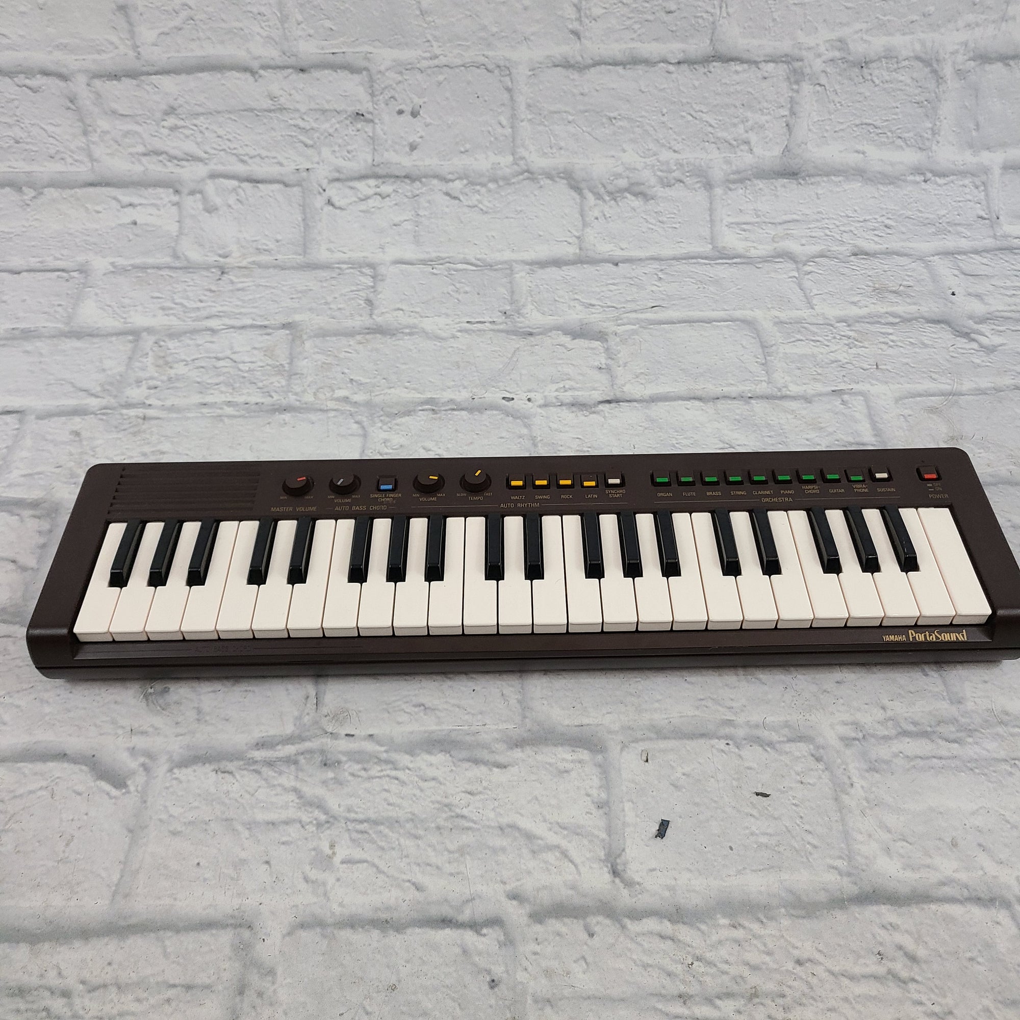 Yamaha PortaSound PS-3 Digital Synth