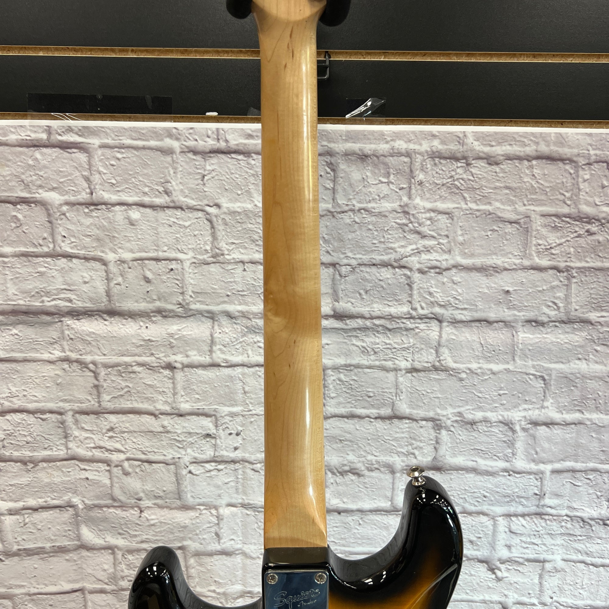 Squier Affinity Stratocaster Sunburst Electric Guitar