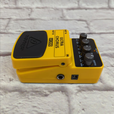 Behringer UC200 Ultra Chorus Pedal