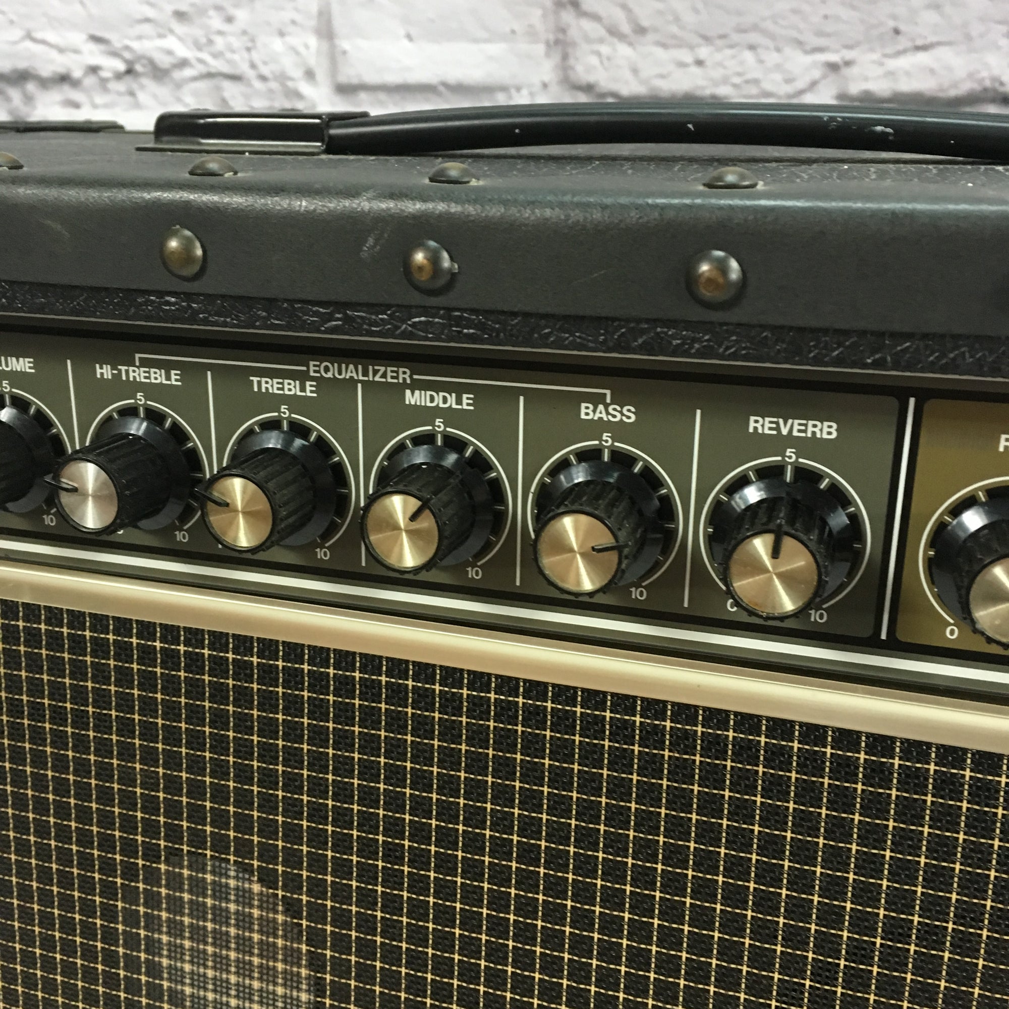 Roland JC77 Jazz Chorus 2x10 Guitar Combo Amplifier As-Is