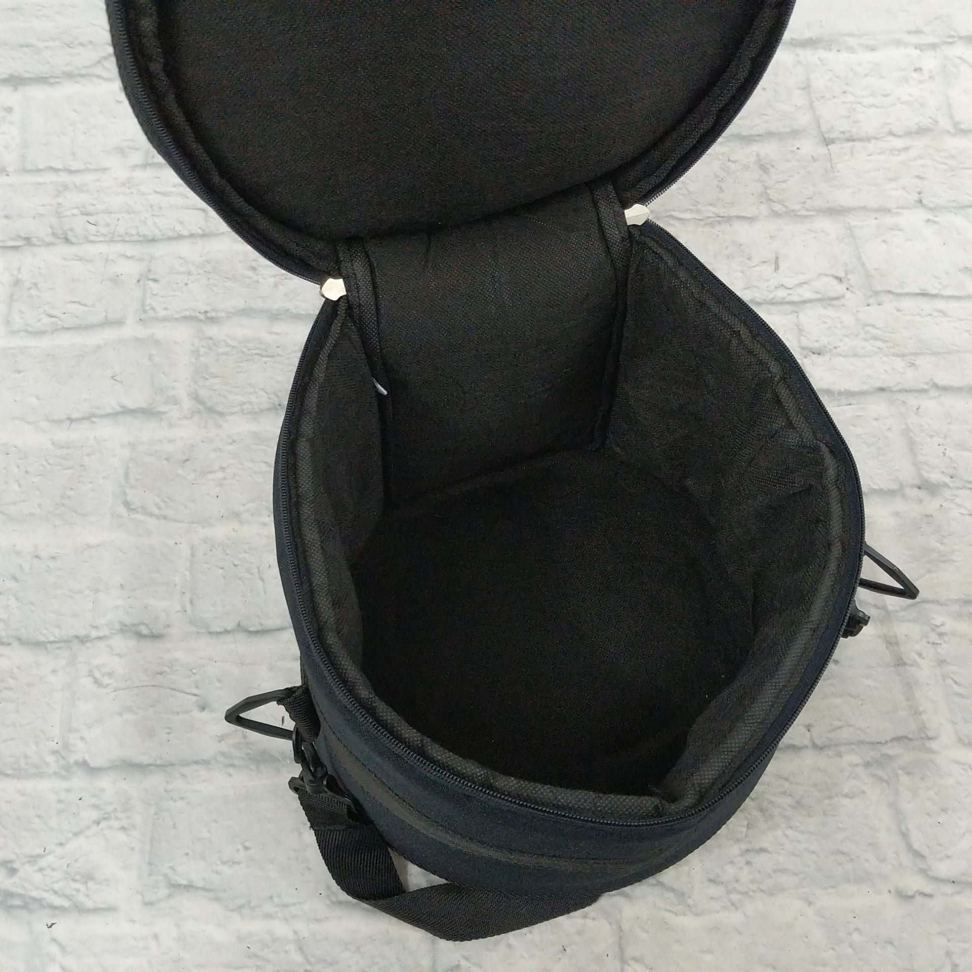 Wings Tom Case 10x8"