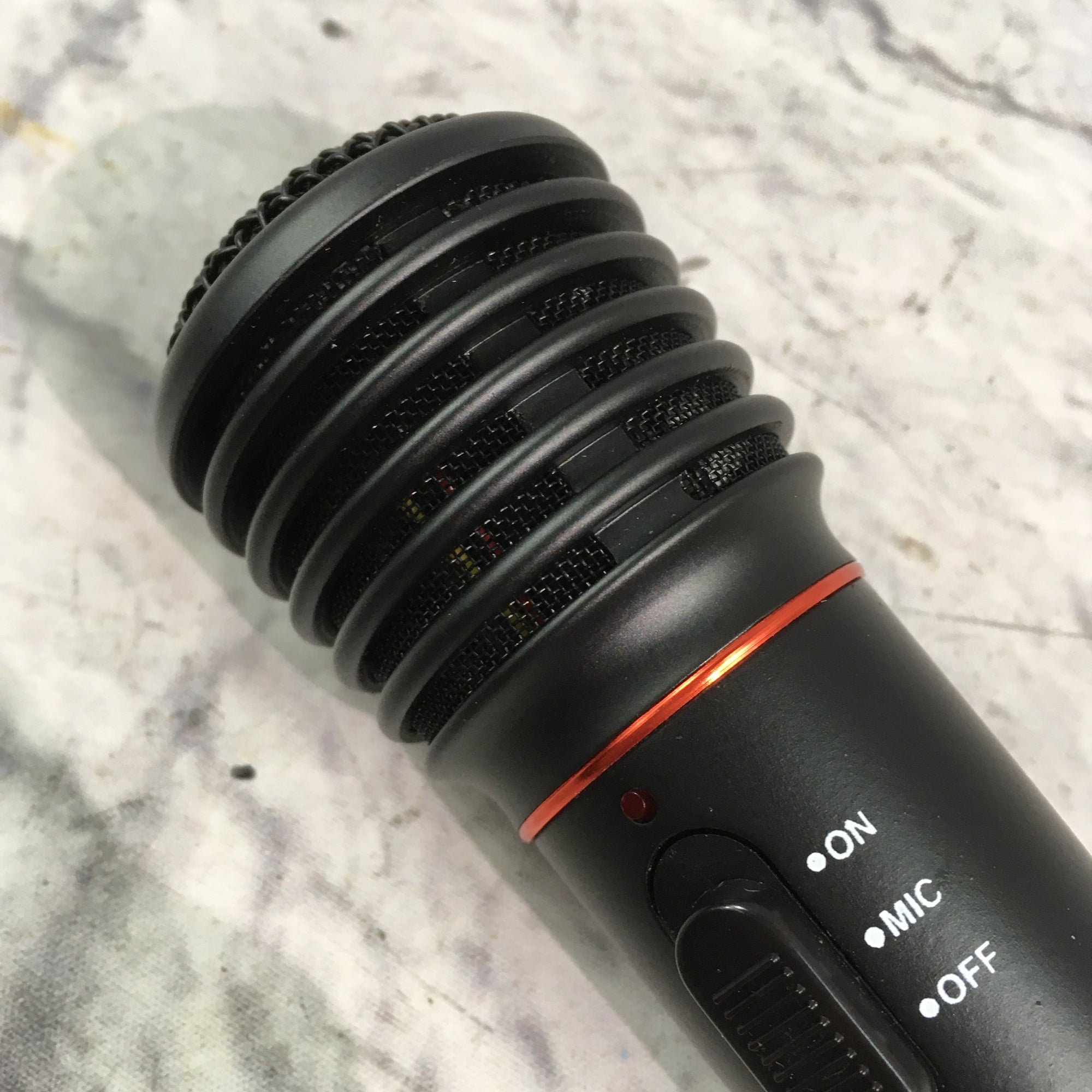 Around the World WM308 Wireless Handheld  Microphone