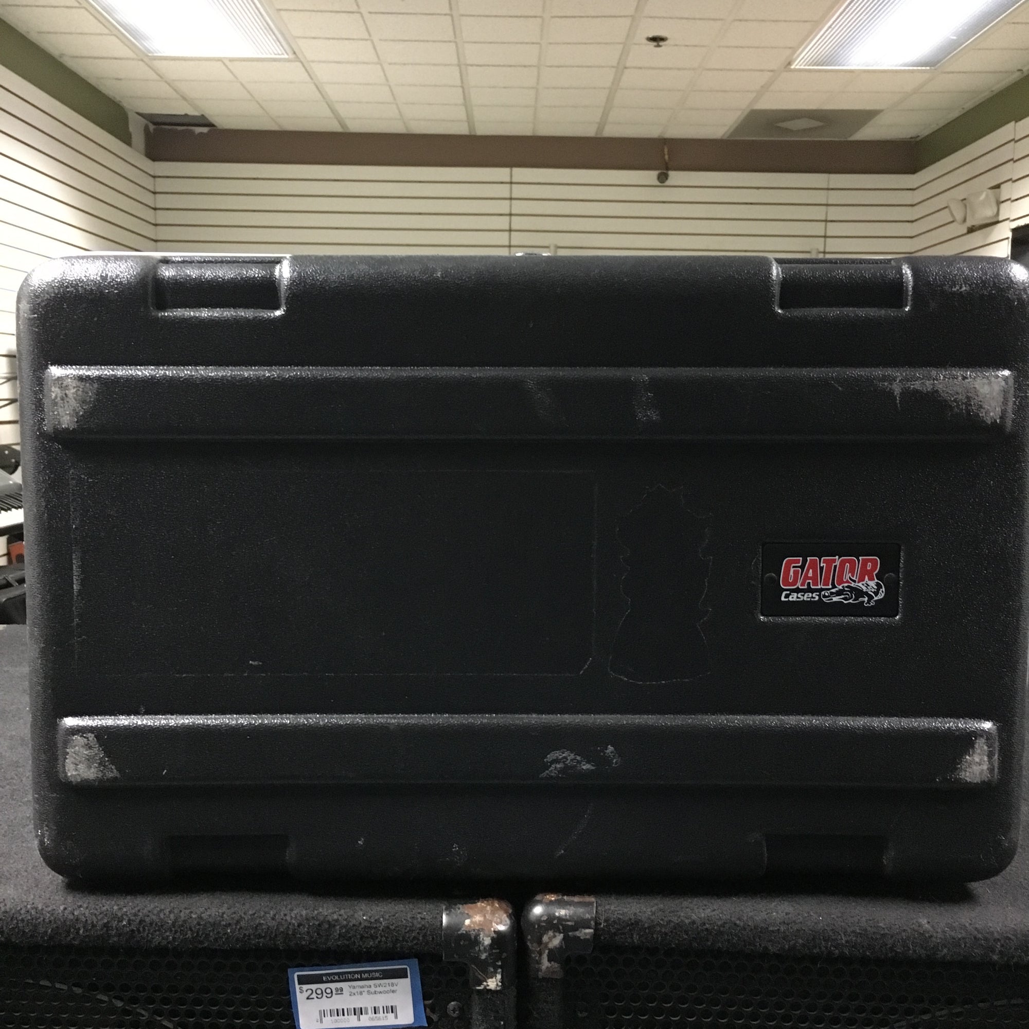 Gator 6 Unit Molded Rack Case