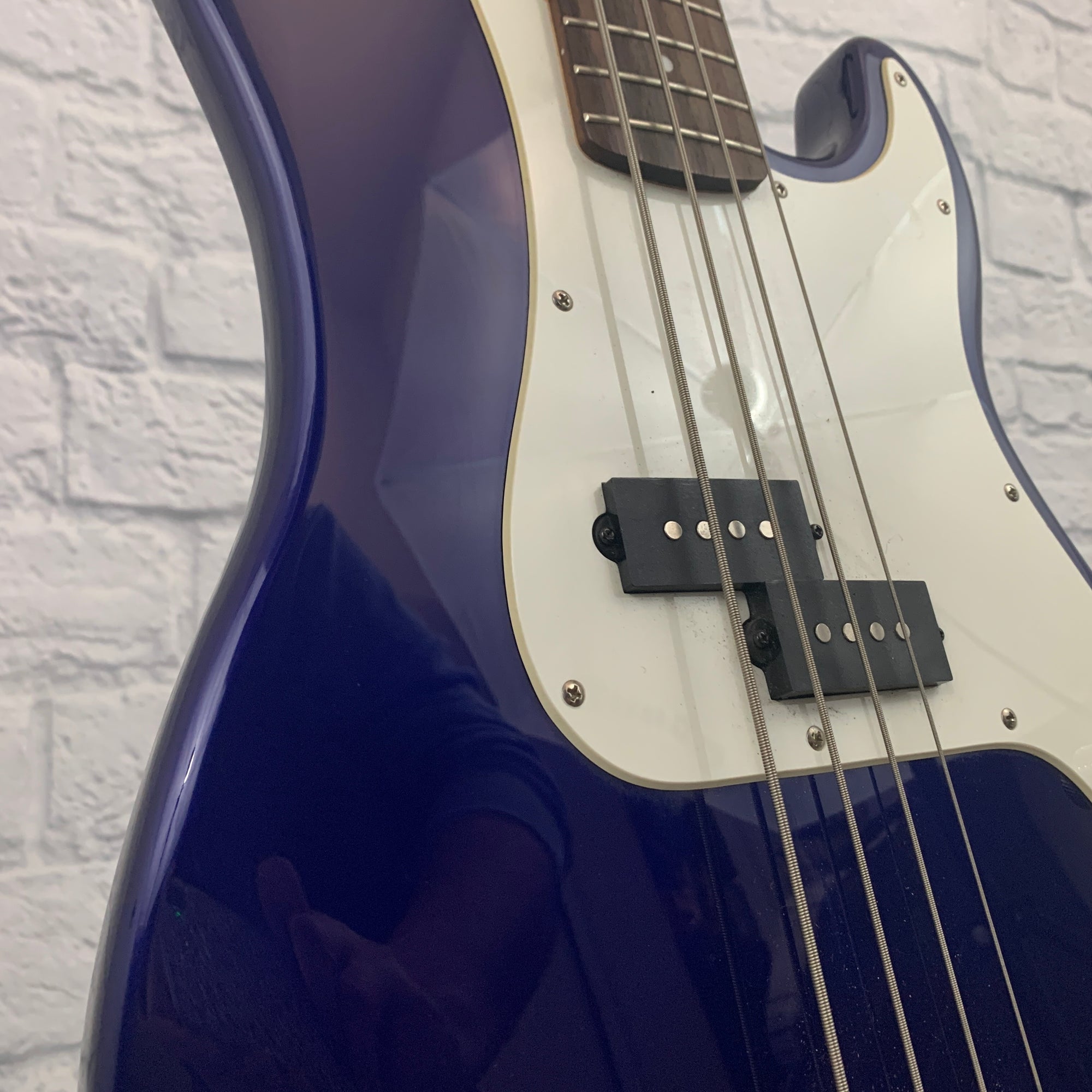 Squier Affinity P-Bass 4 String Cobalt Blue