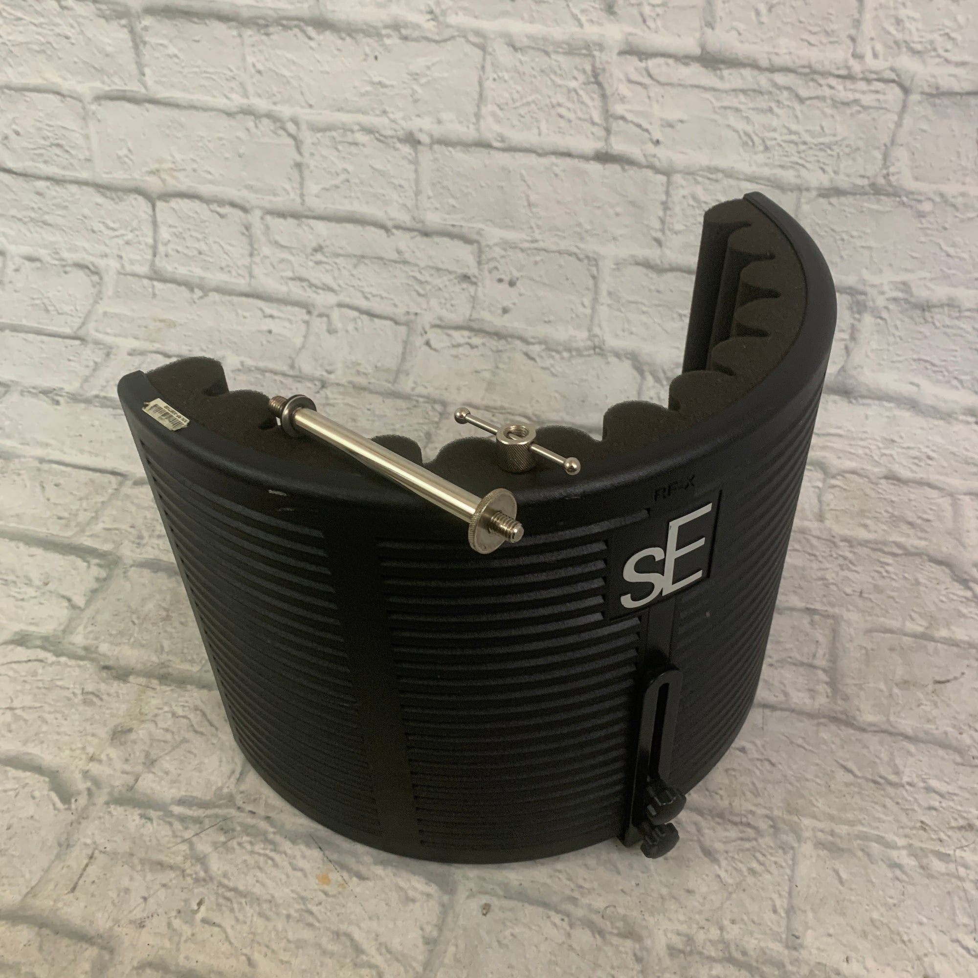 SE Electronics RF-X Mic Isolation