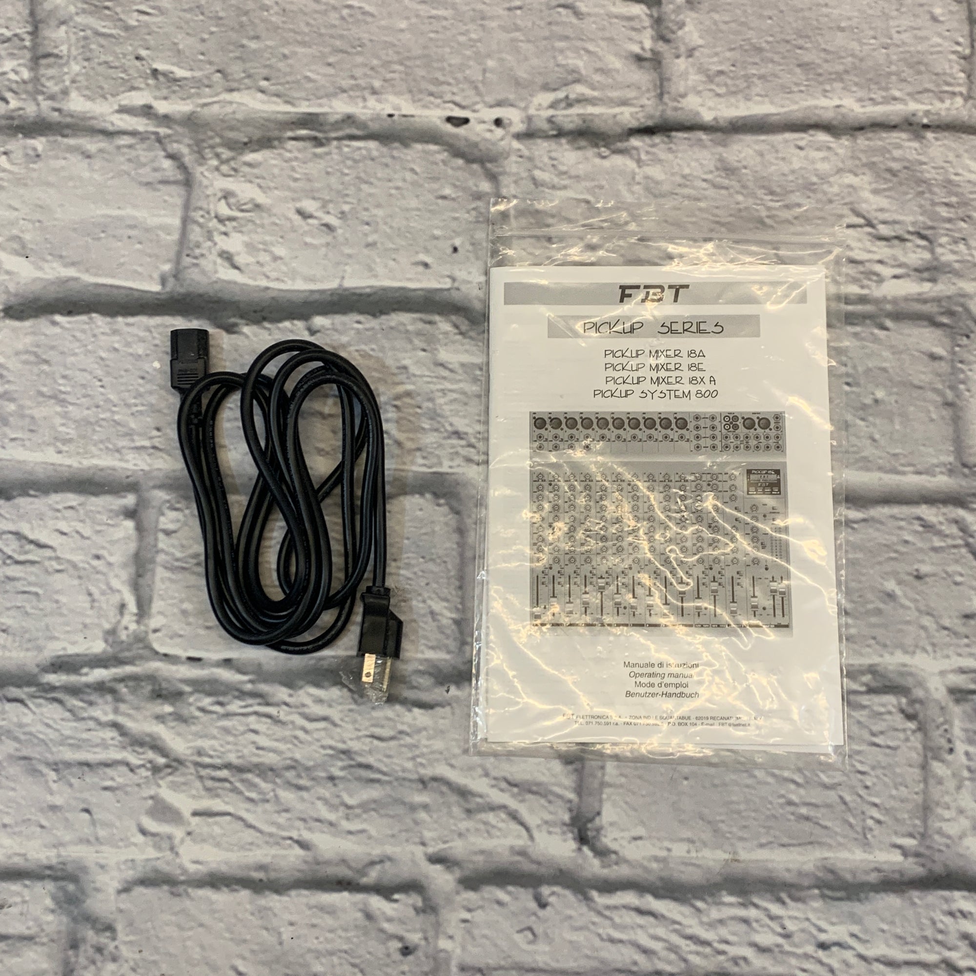 FBT Pickup 18-Channel Powered Mixer
