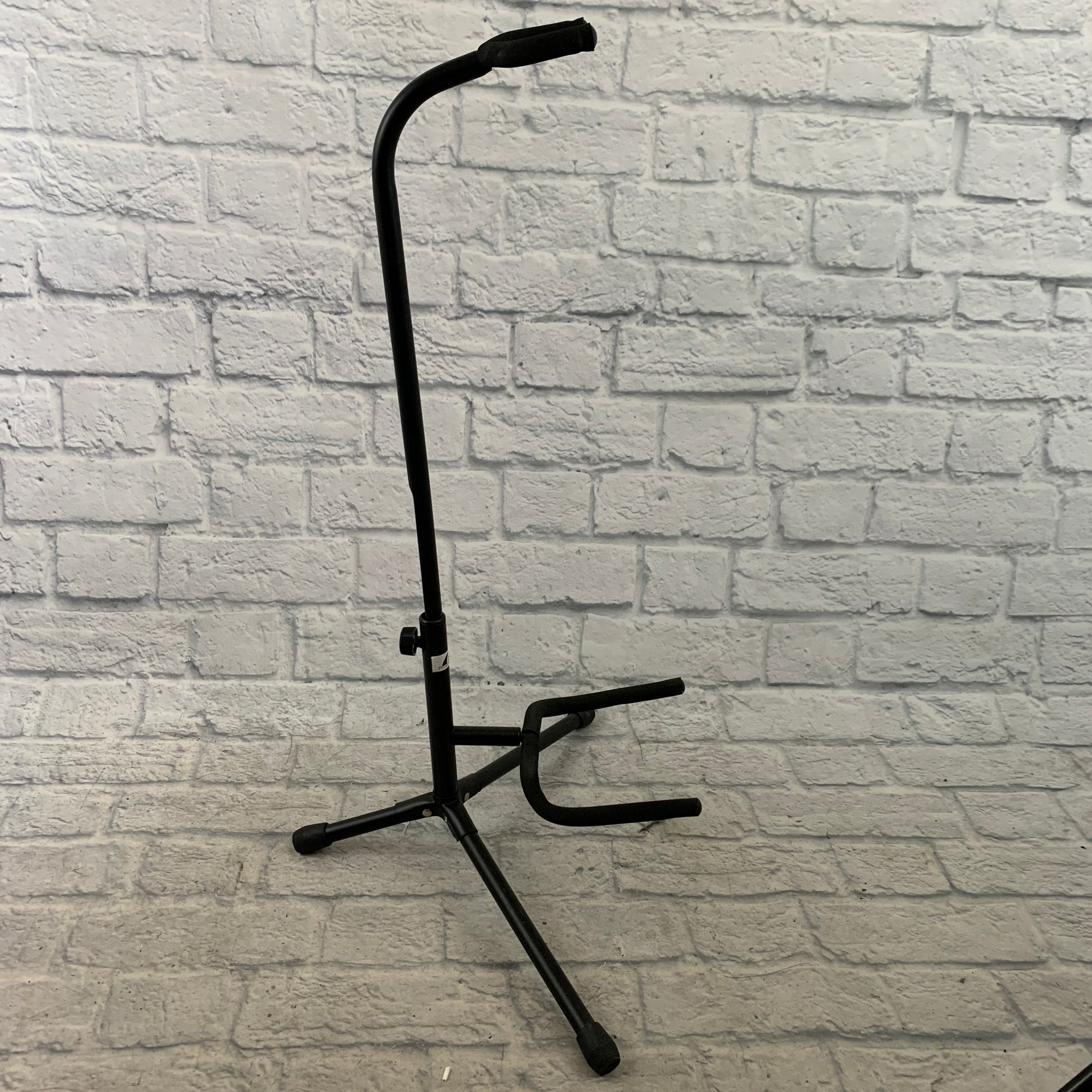 SLM Hardware Tubular Guitar Stand