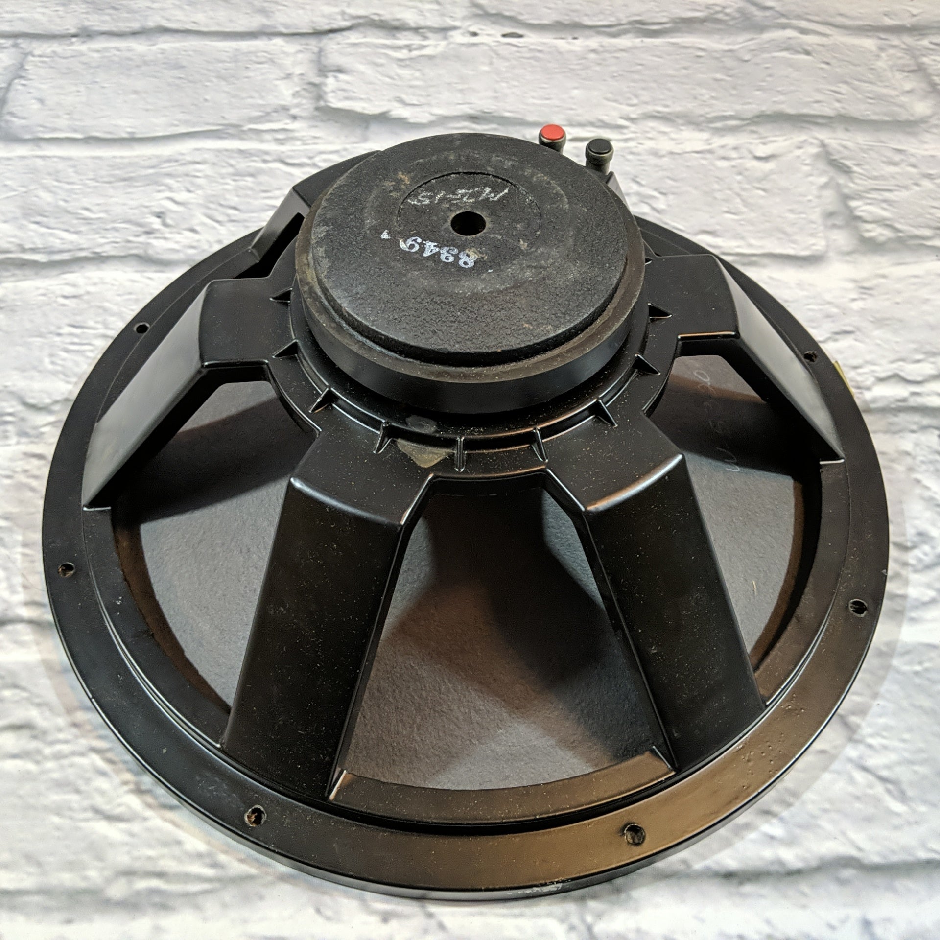 Unknown MI-15 15" Speaker