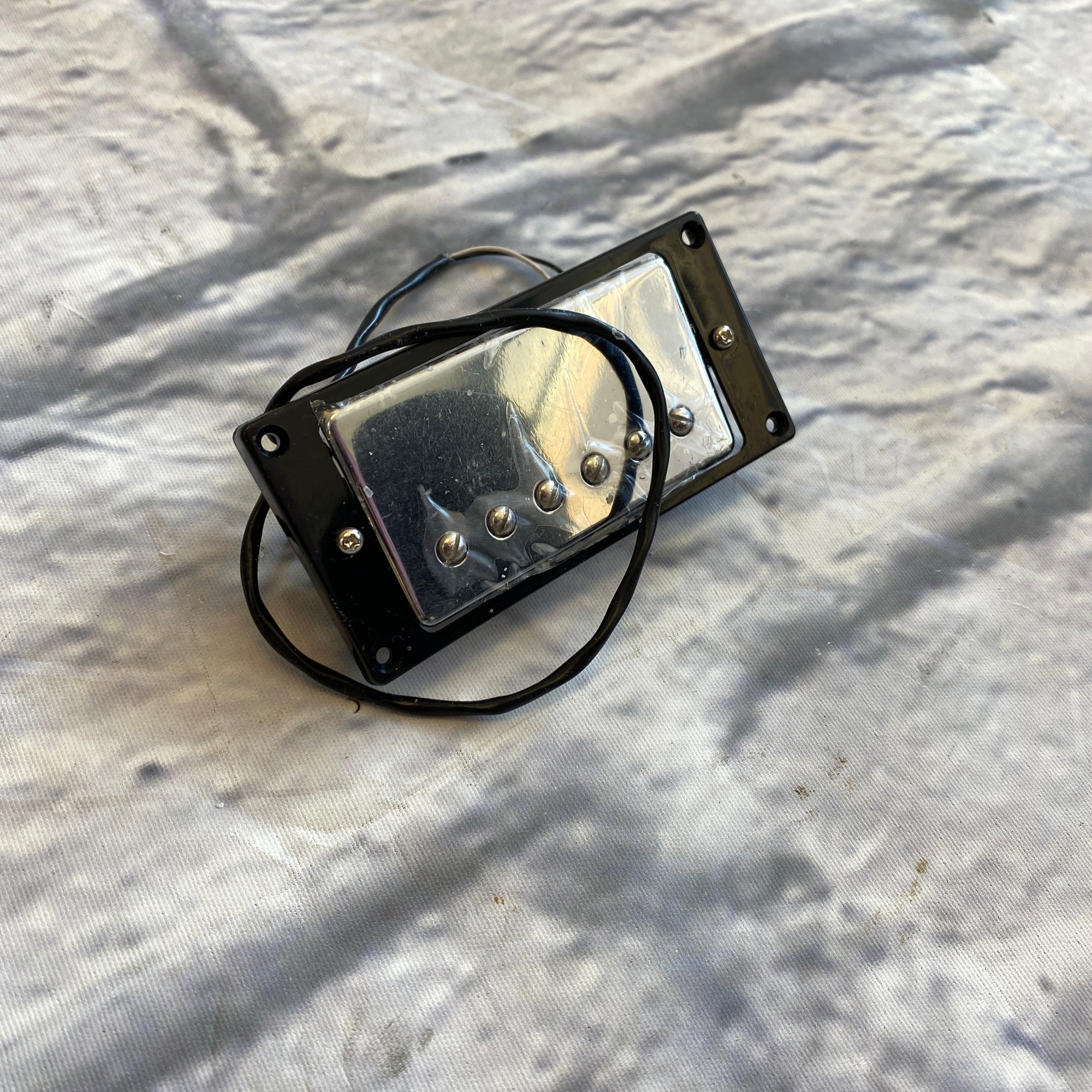 Saga Guitar Humbucking Pickups (Pair)