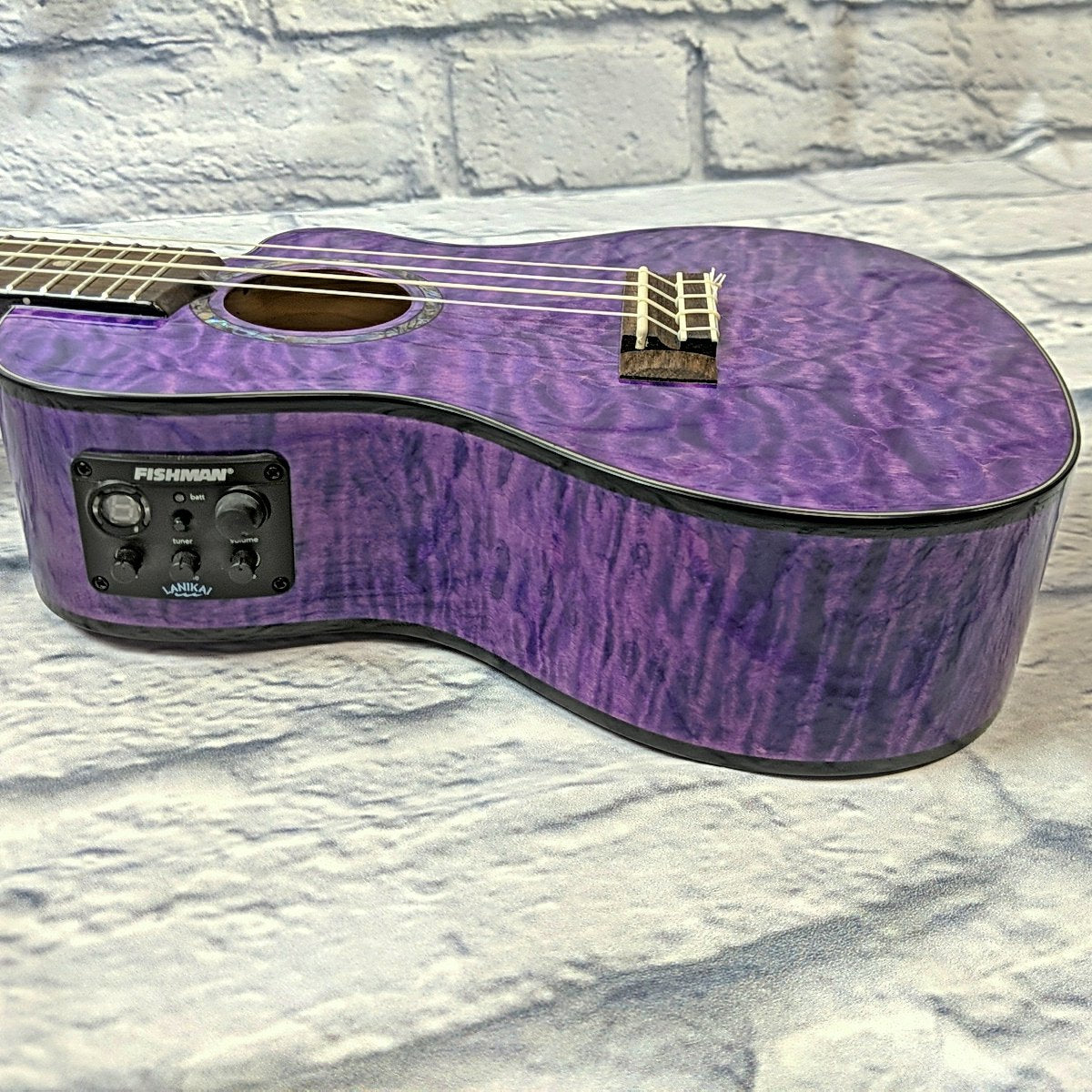 Lanikai QM-PUCEC  Quilted Maple Purple Concert Ukulele with Fishman Pickup System