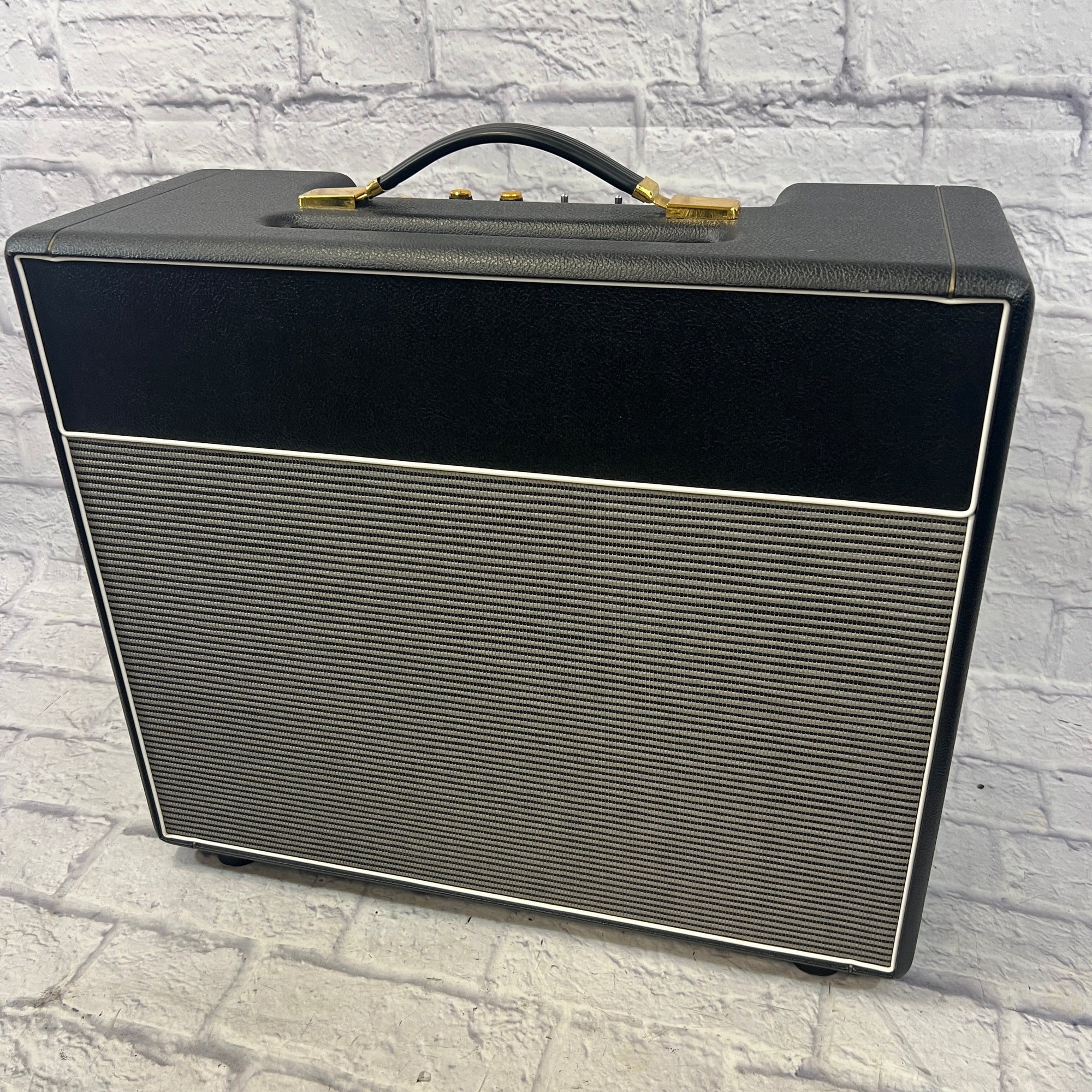 Brown Note Lite 18/30 Tube Guitar Combo Amp with Cover