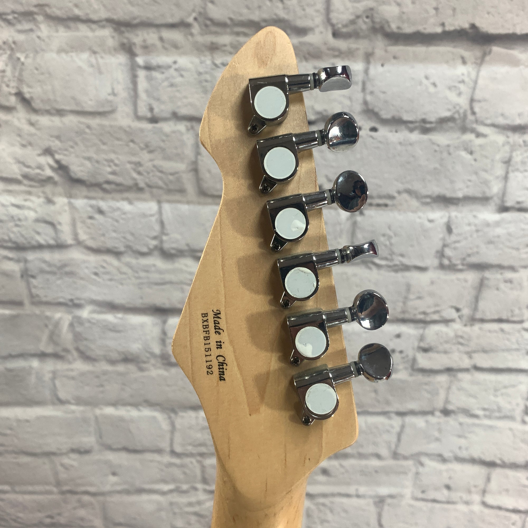 Peavey Raptor PLus Solid Body Electric Guitar