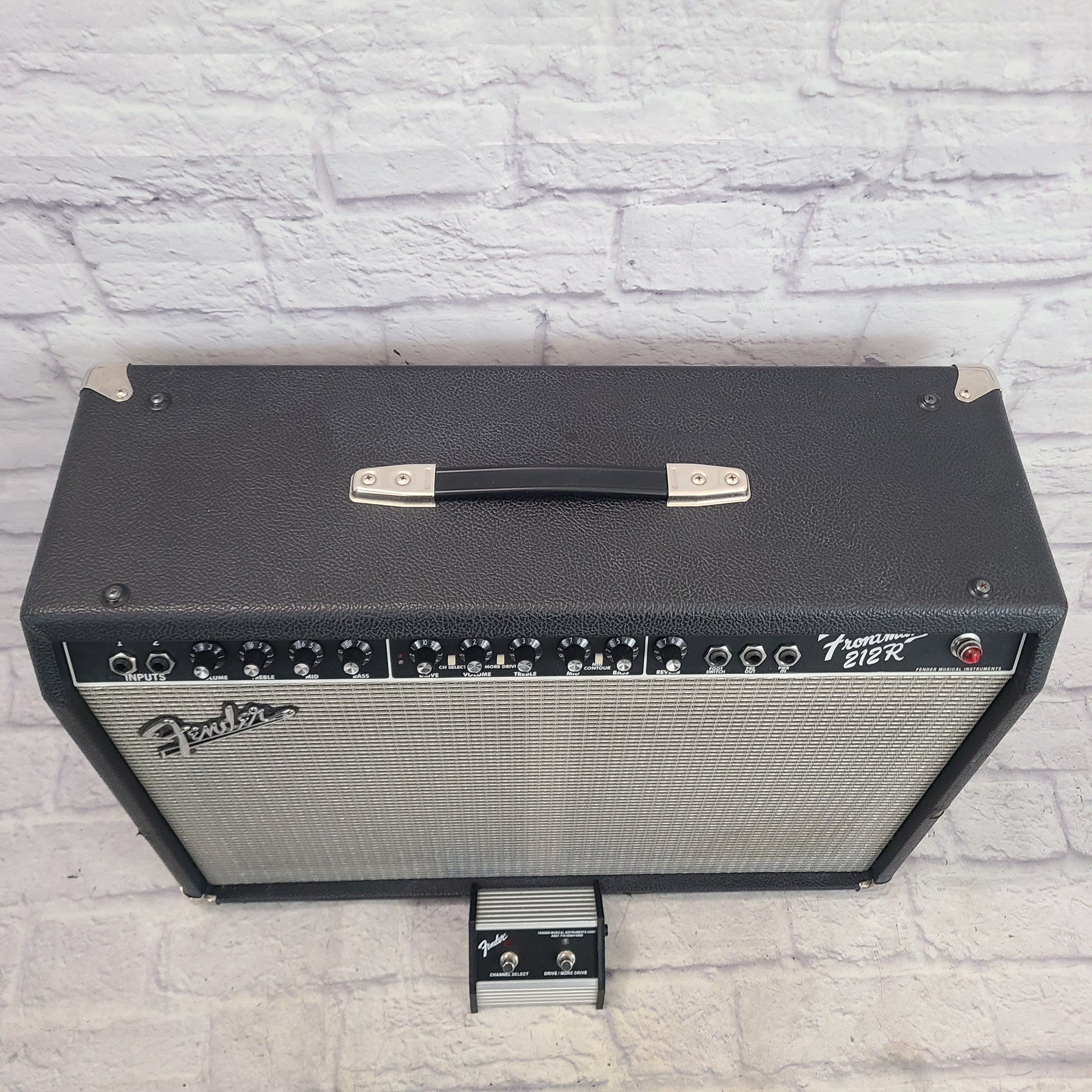 Fender 212R Solid State  Guitar Combo Amp