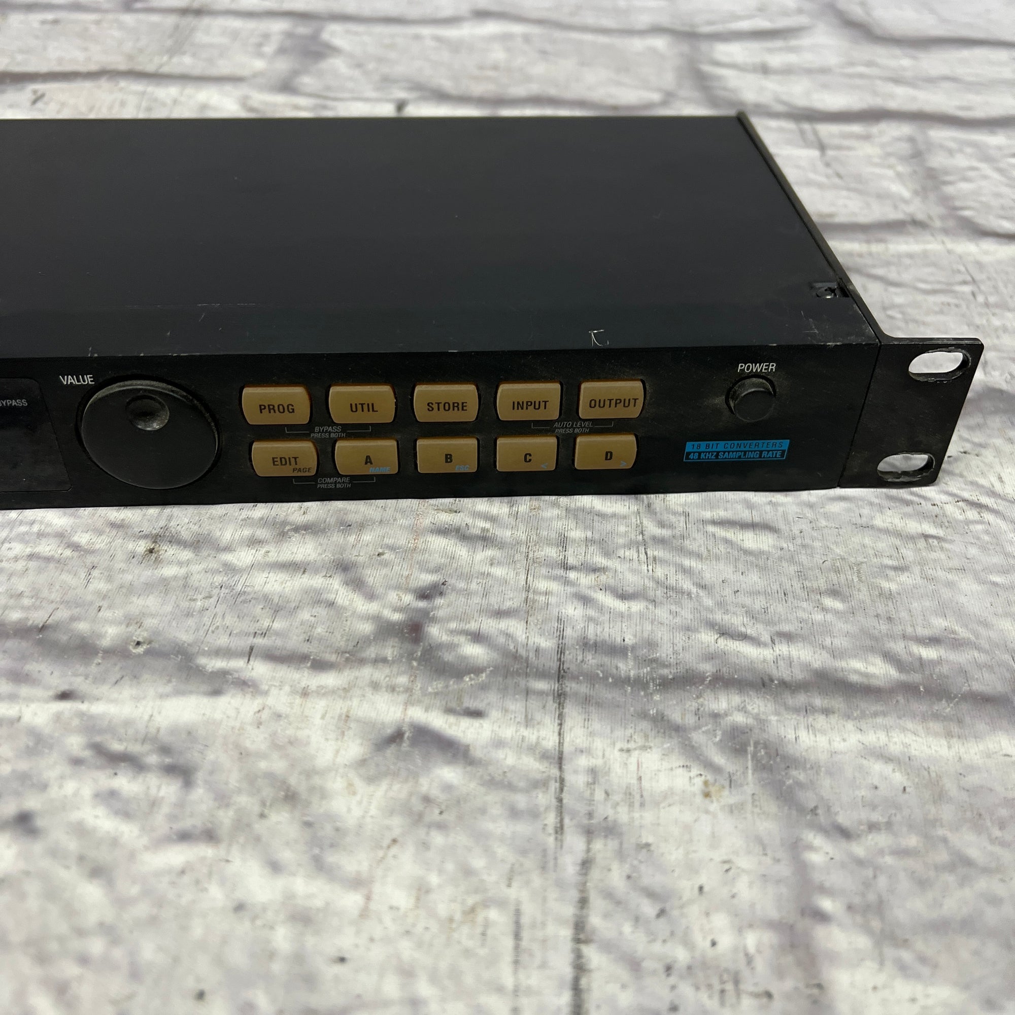 Alesis midiverb4 Rack Unit