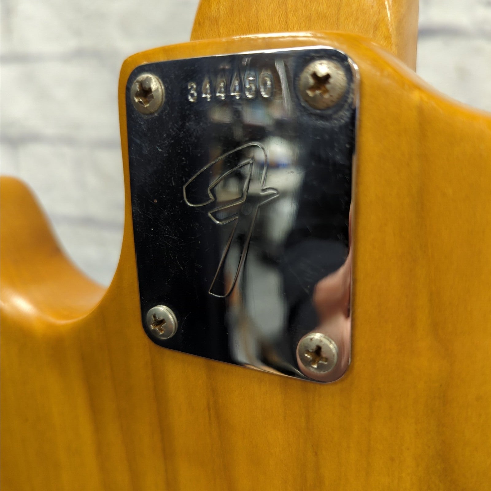 Vintage Fender Musicmaster 4 String Bass Guitar Natural Refin