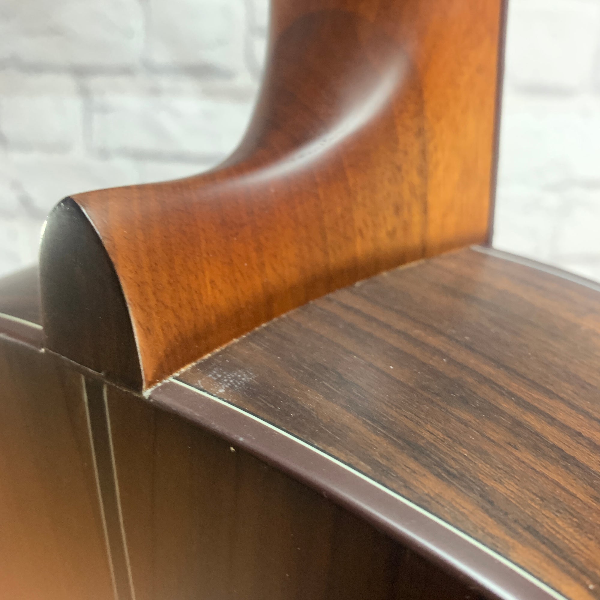 Walden Natura N560 Classical Guitar  Natural