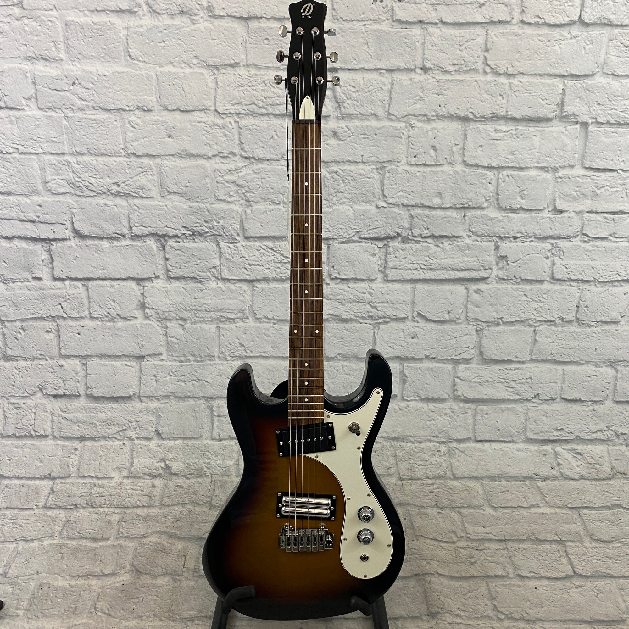 Danelectro 64XT Electric Guitar - 3 Tone Burst