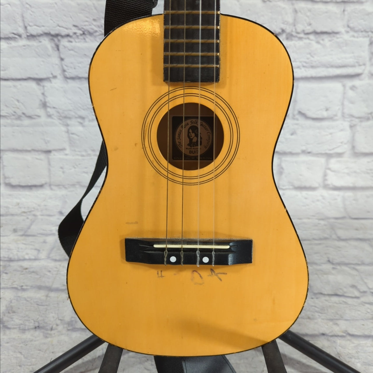 Santa Rosa BU17 Baritone Ukulele