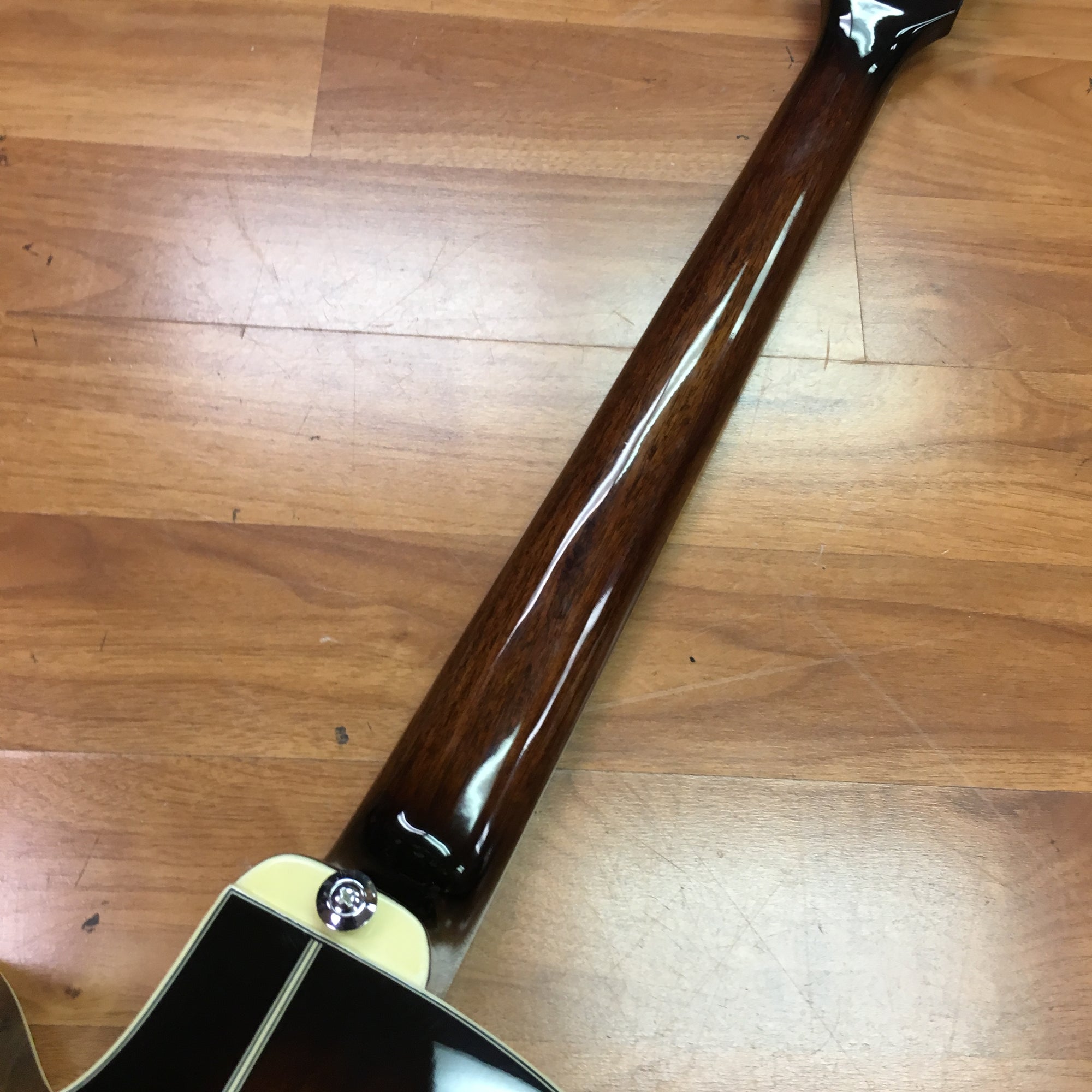 Ibanez AEB10E Acoustic Bass