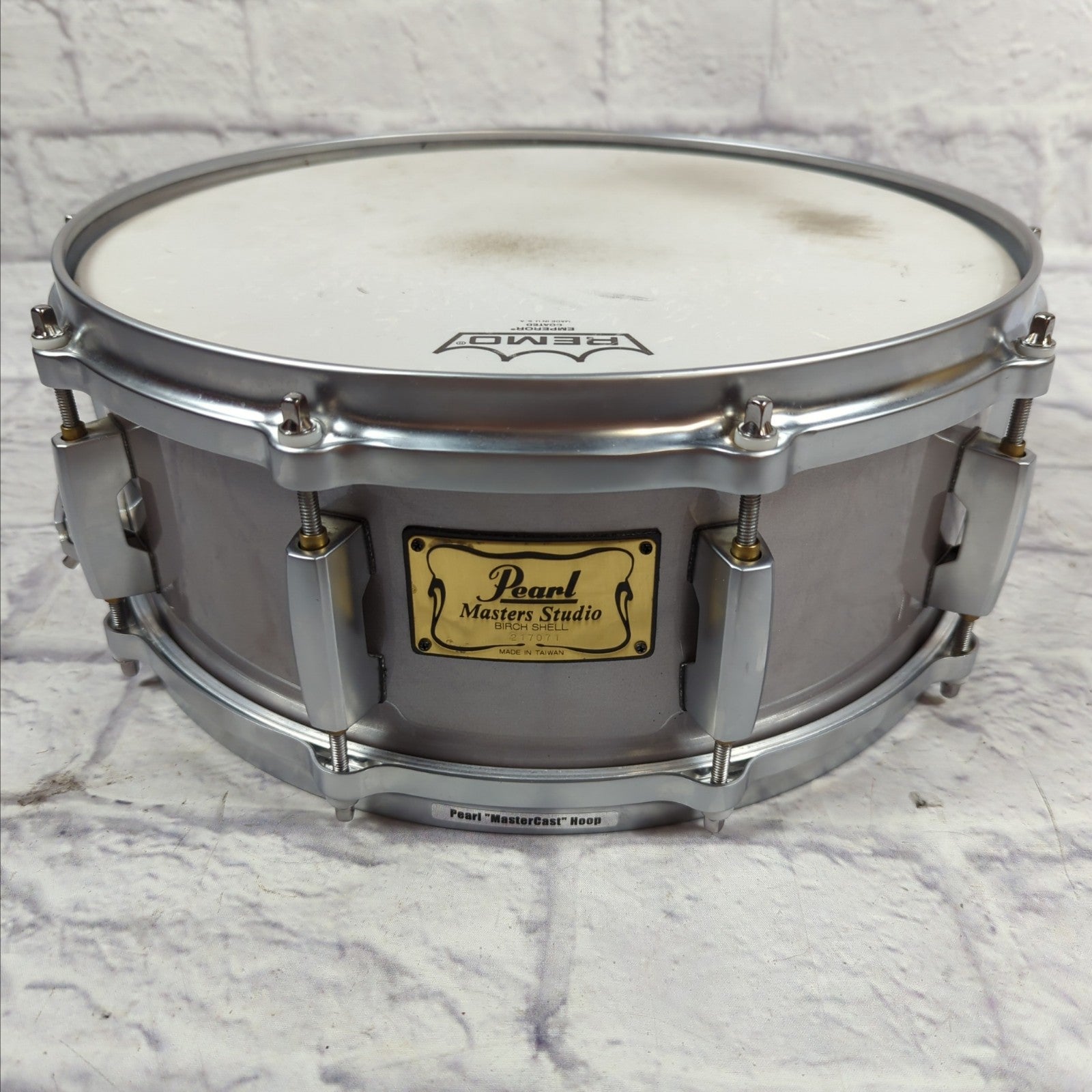 Pearl Masters Studio Birch Shell 14x5" Snare Silver Mist