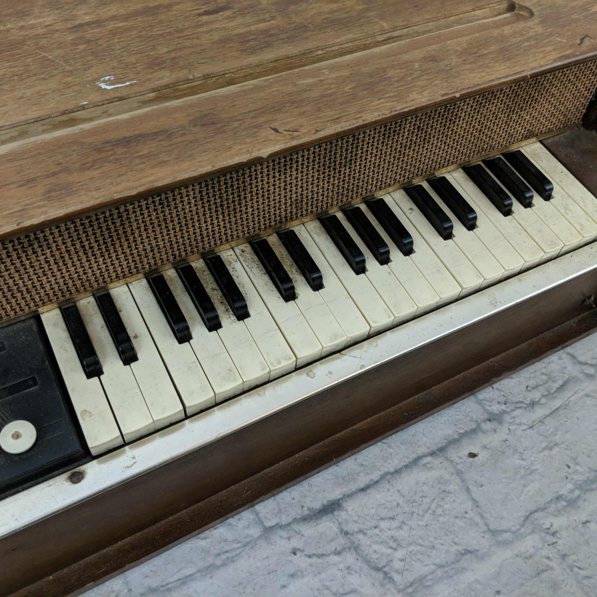 1950s Truetone Electric Chord Table Wind Organ