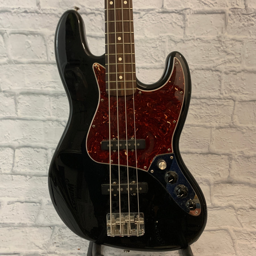 Fender MIM Jazz Bass 4 String Active Pickups