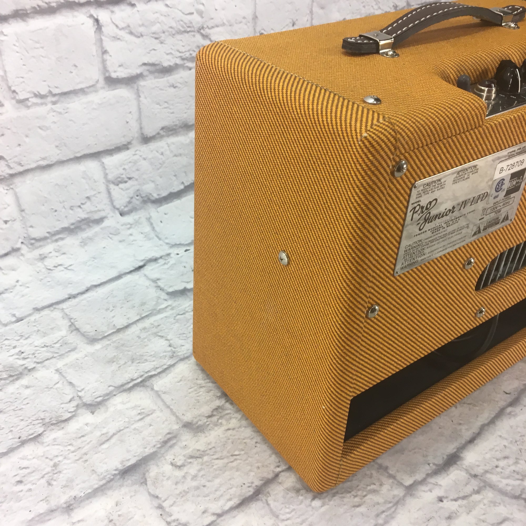Fender Pro Junior IV 15-Watt 1x10" Guitar Combo Tube Amp